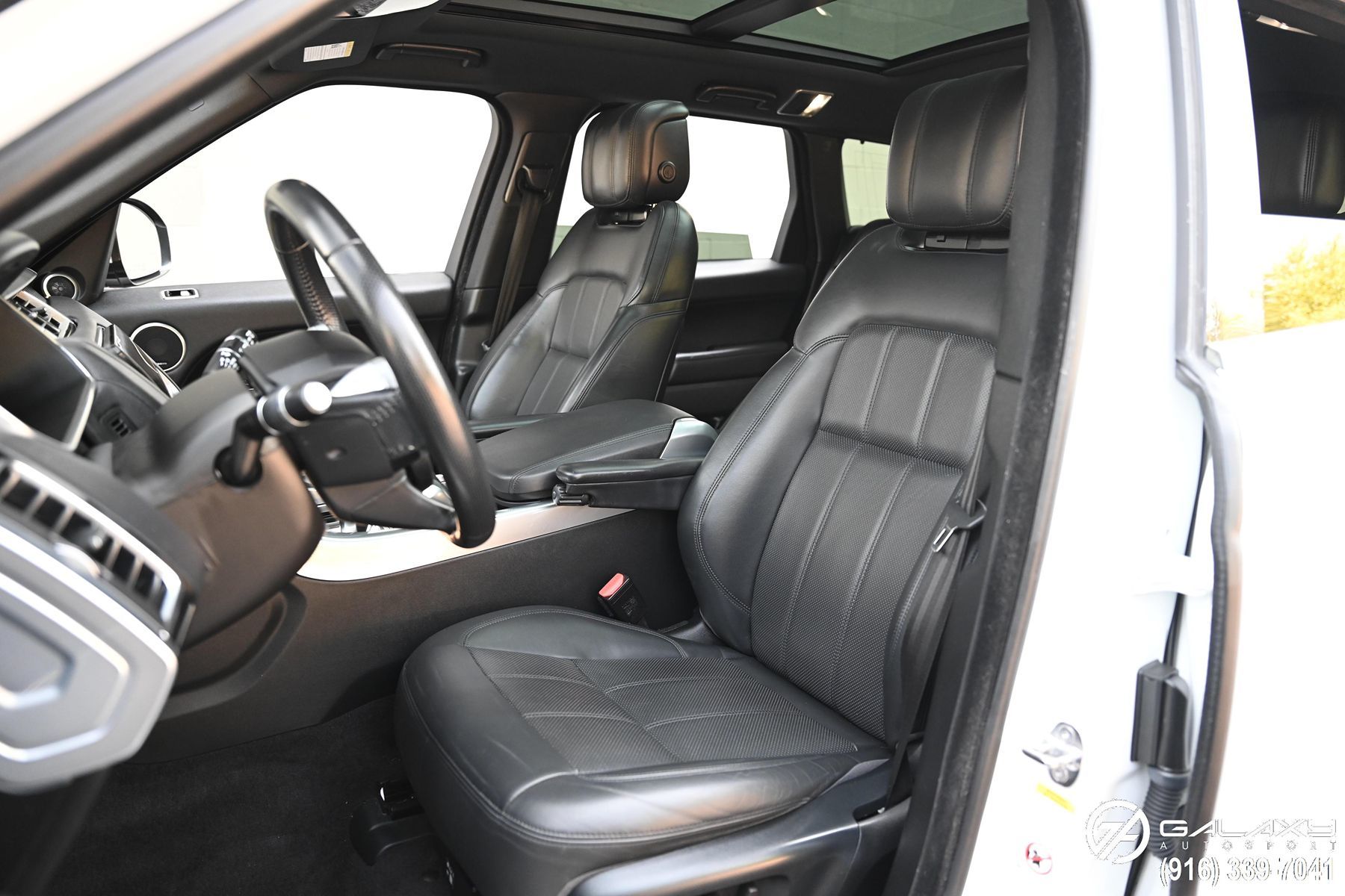 2019 Land Rover Range Rover Sport HSE photo 21