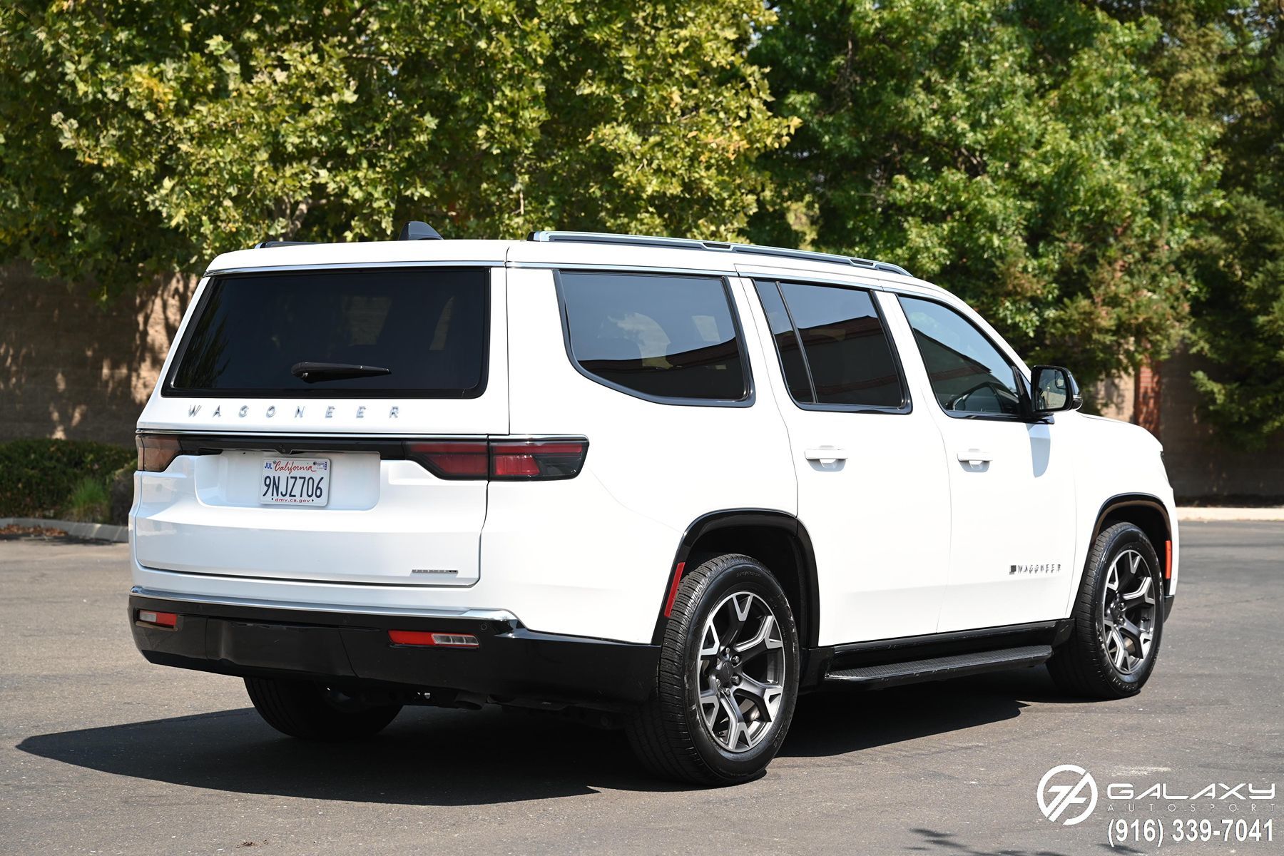 2024 Jeep Wagoneer Series III photo 6
