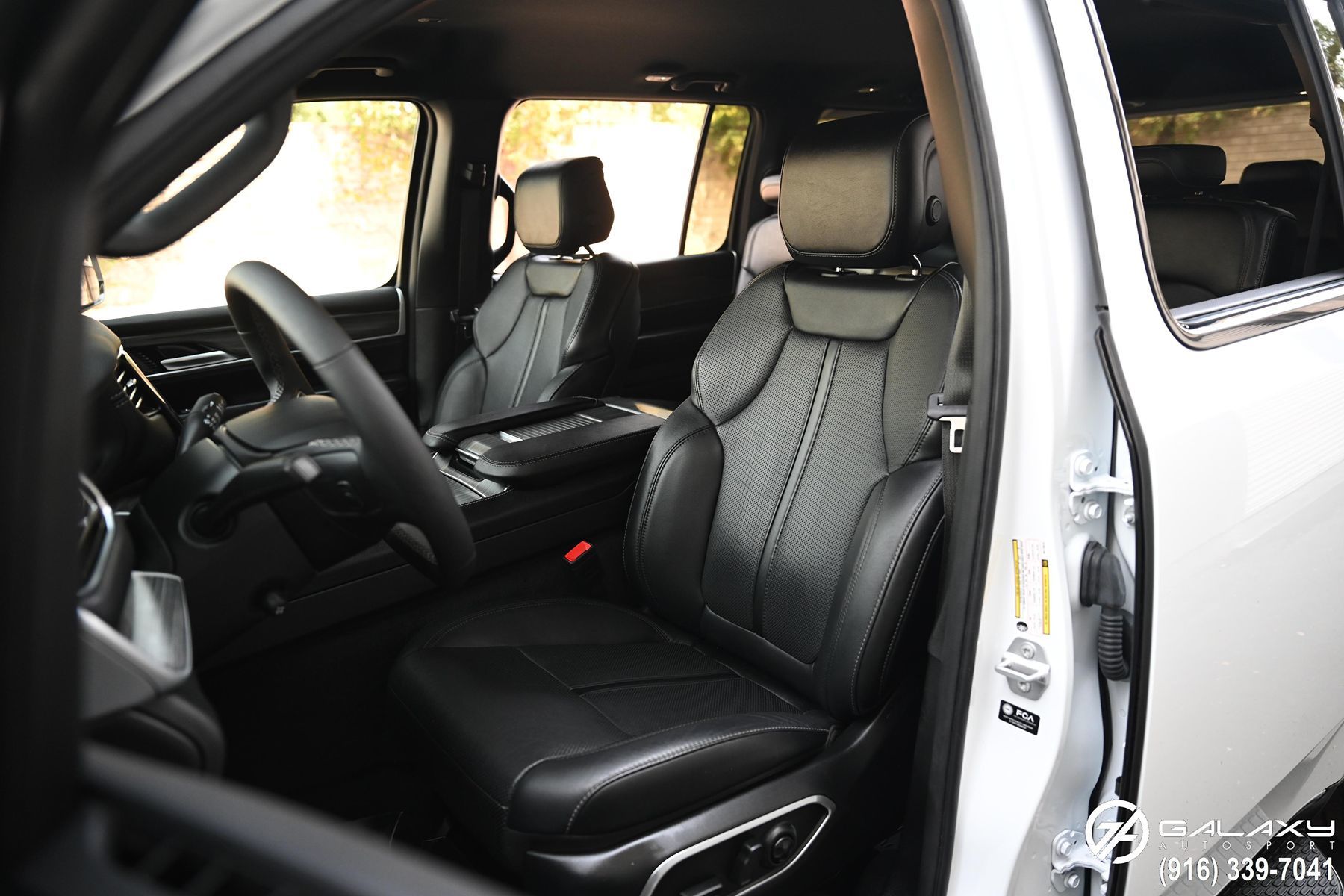 2024 Jeep Wagoneer Series III photo 20
