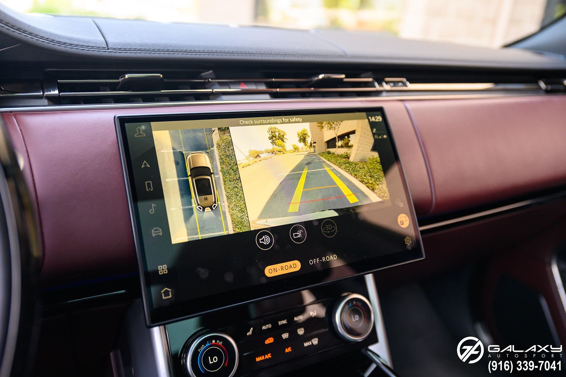 2023 Land Rover Range Rover SE photo 42
