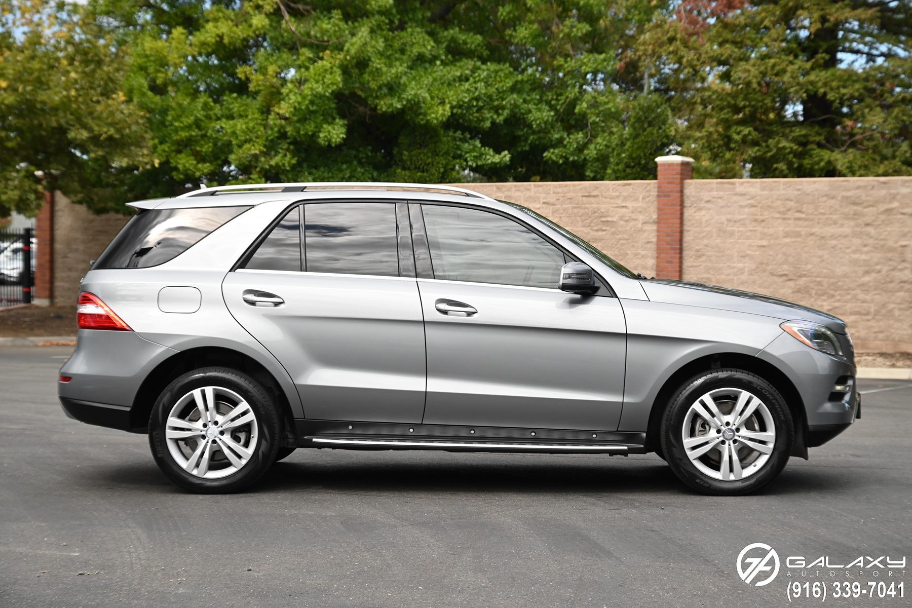 2013 Mercedes Benz ML 350 photo 2