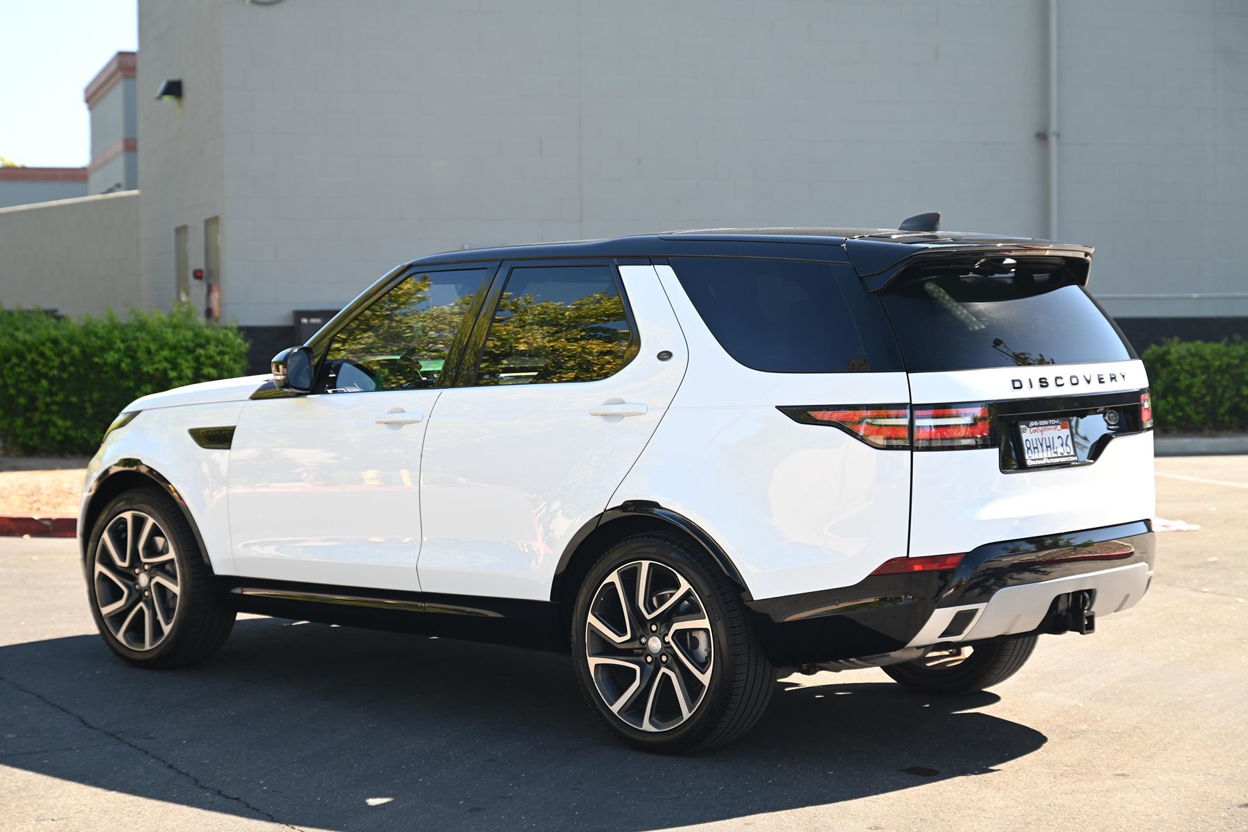 2018 Land Rover Discovery HSE Luxury photo 4