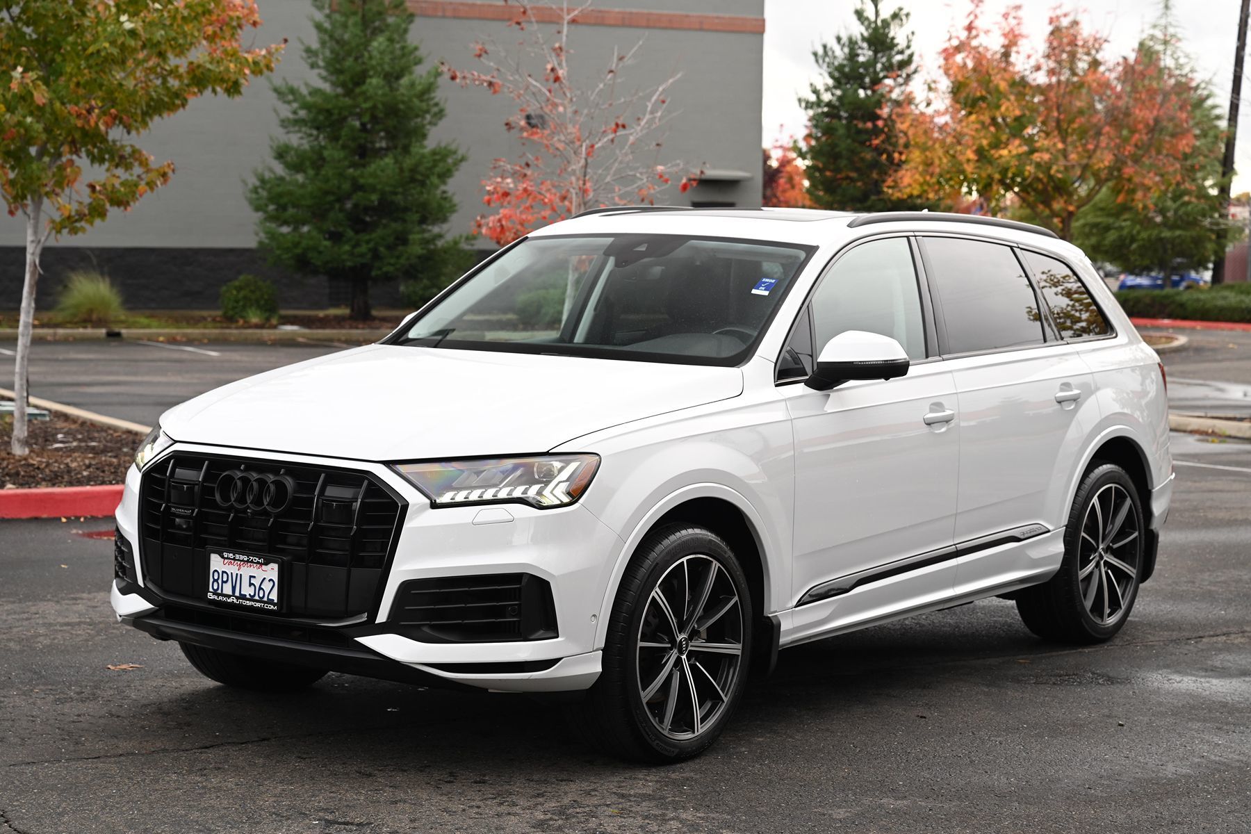 2020 Audi Q7 Premium Plus photo 3