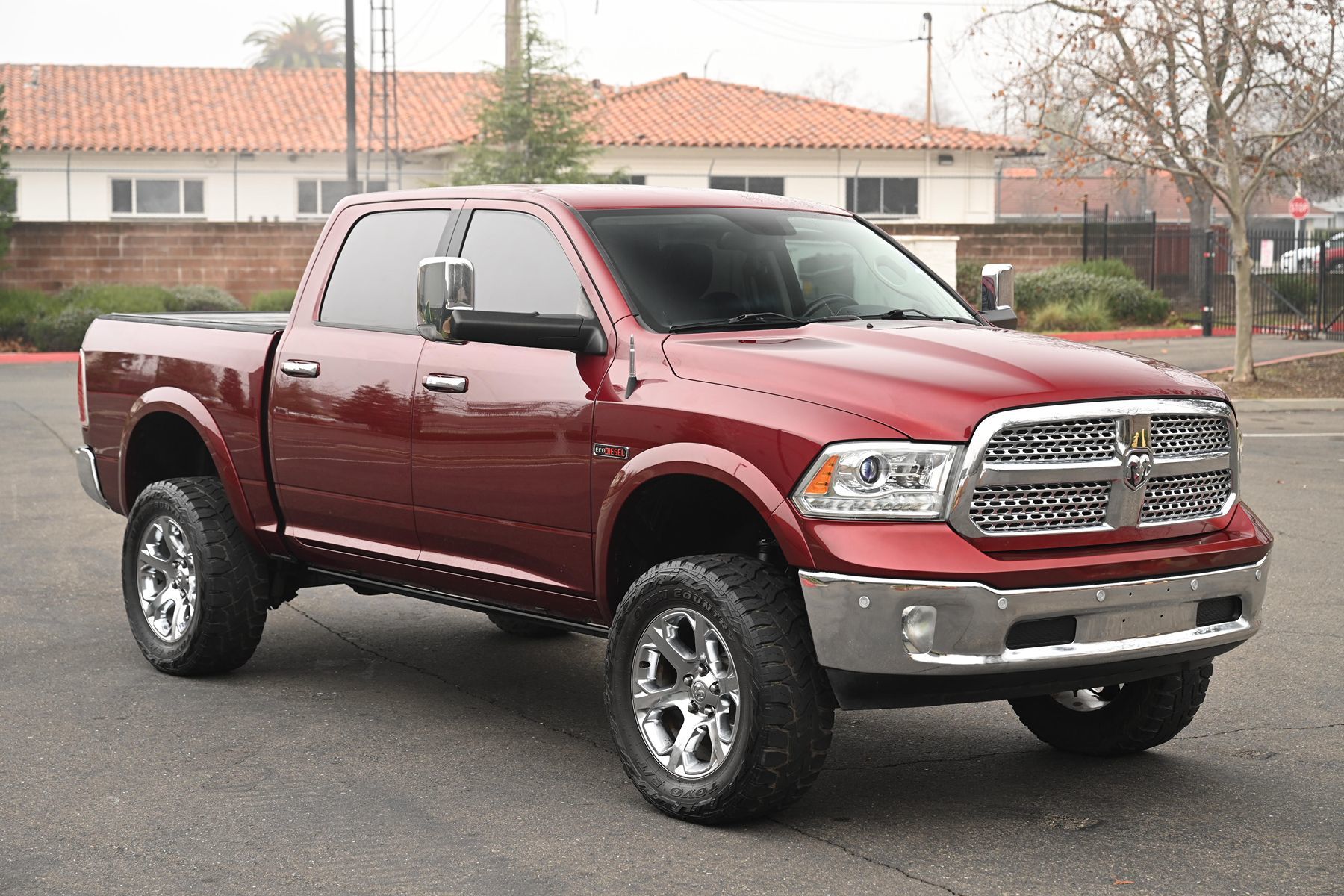 2017 RAM 1500 Laramie Crew Cab 4WD