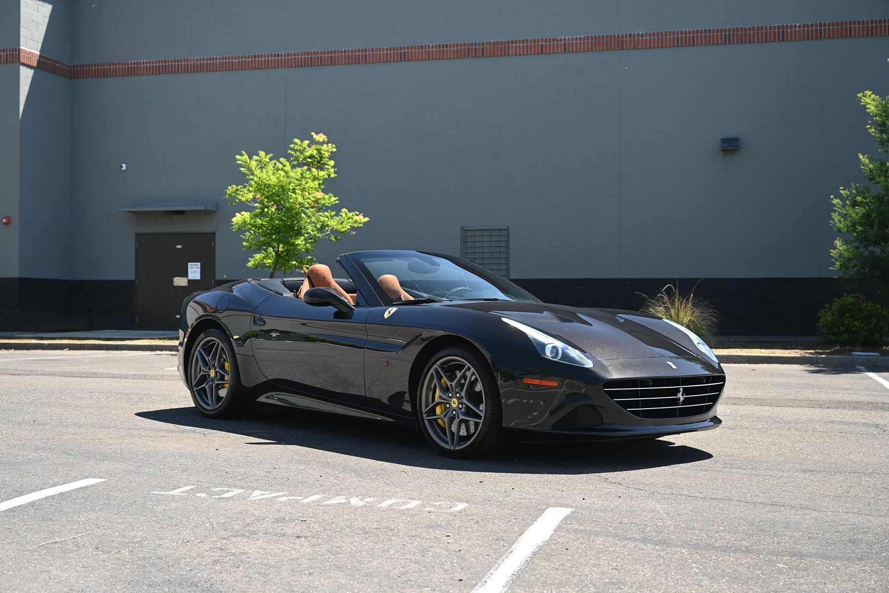 2016 Ferrari California T Base - Photo 2