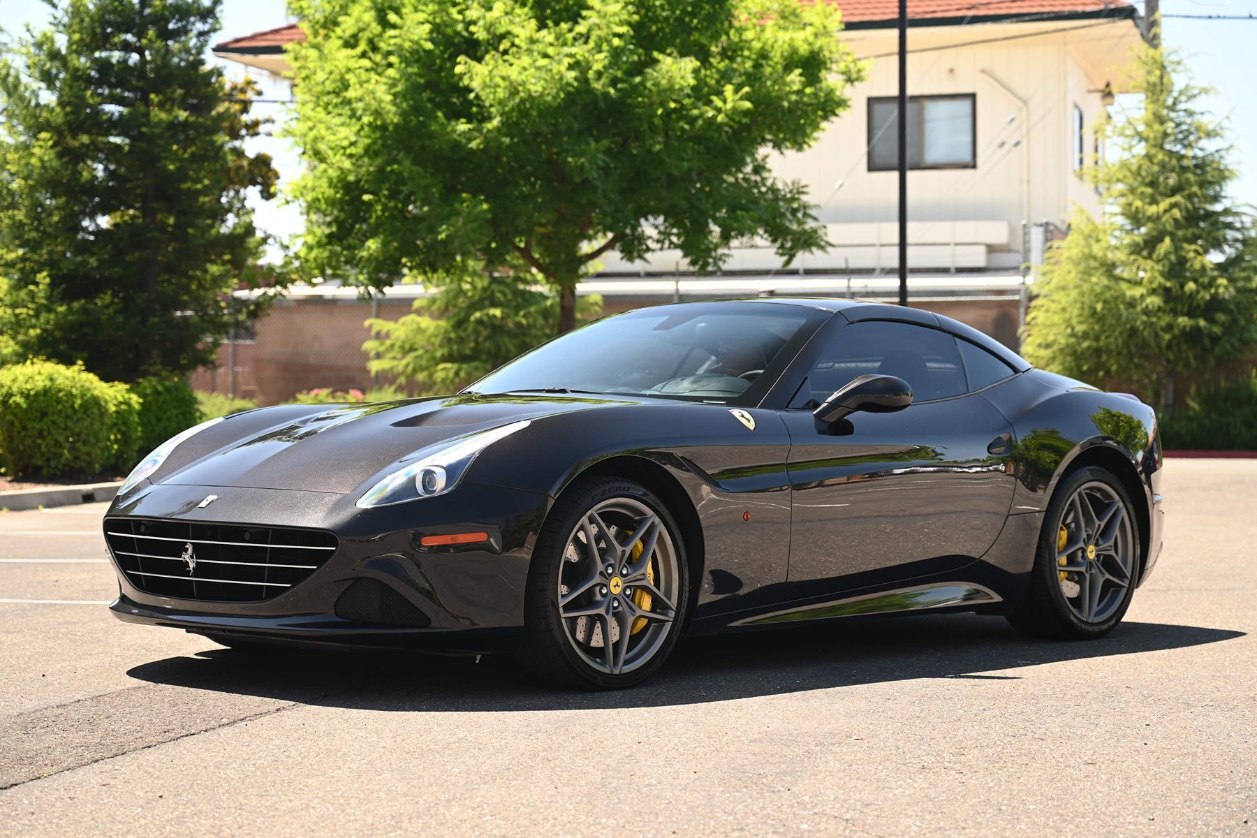 2016 Ferrari California T Base - Photo 18