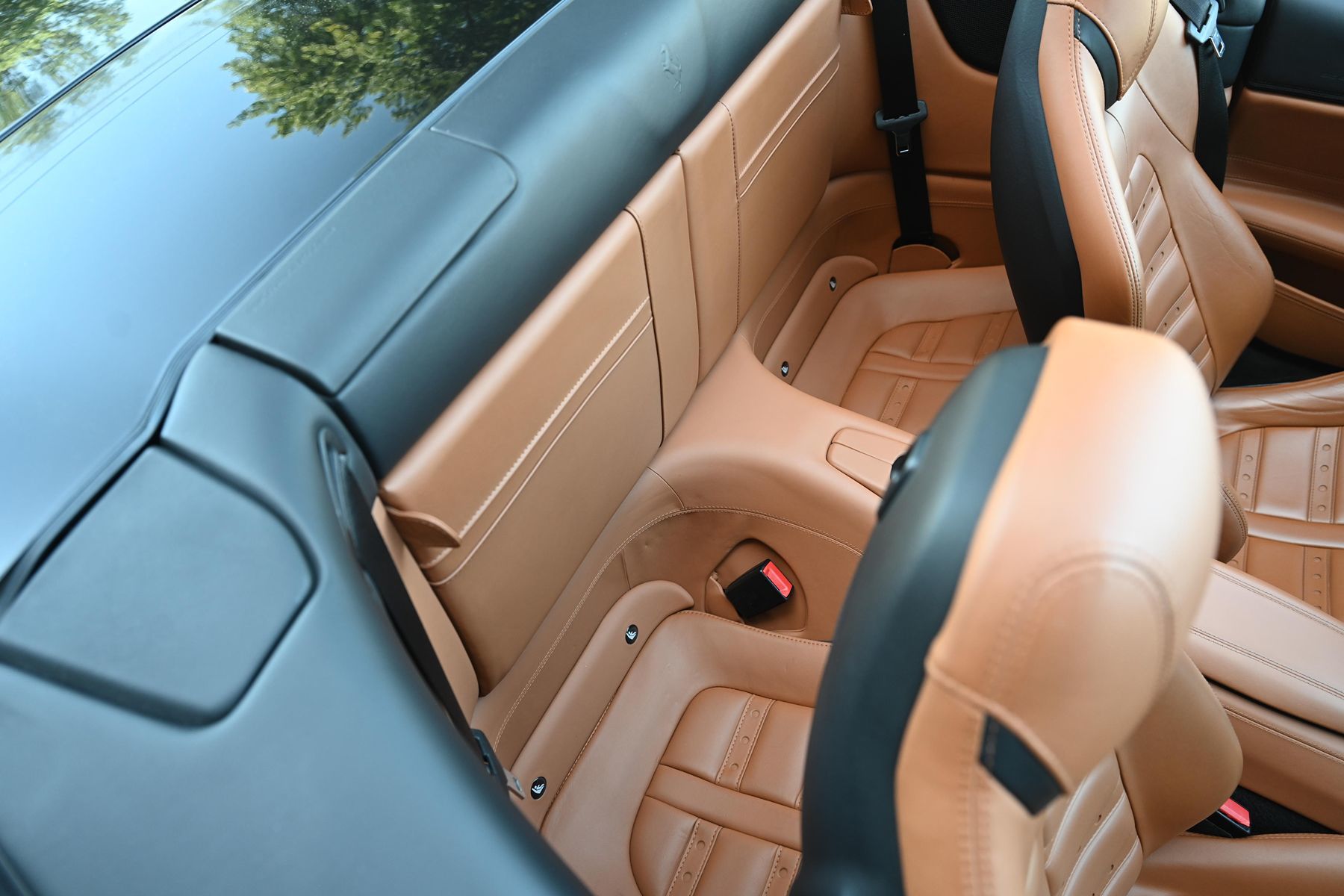 2016 Ferrari California T Base - Photo 23