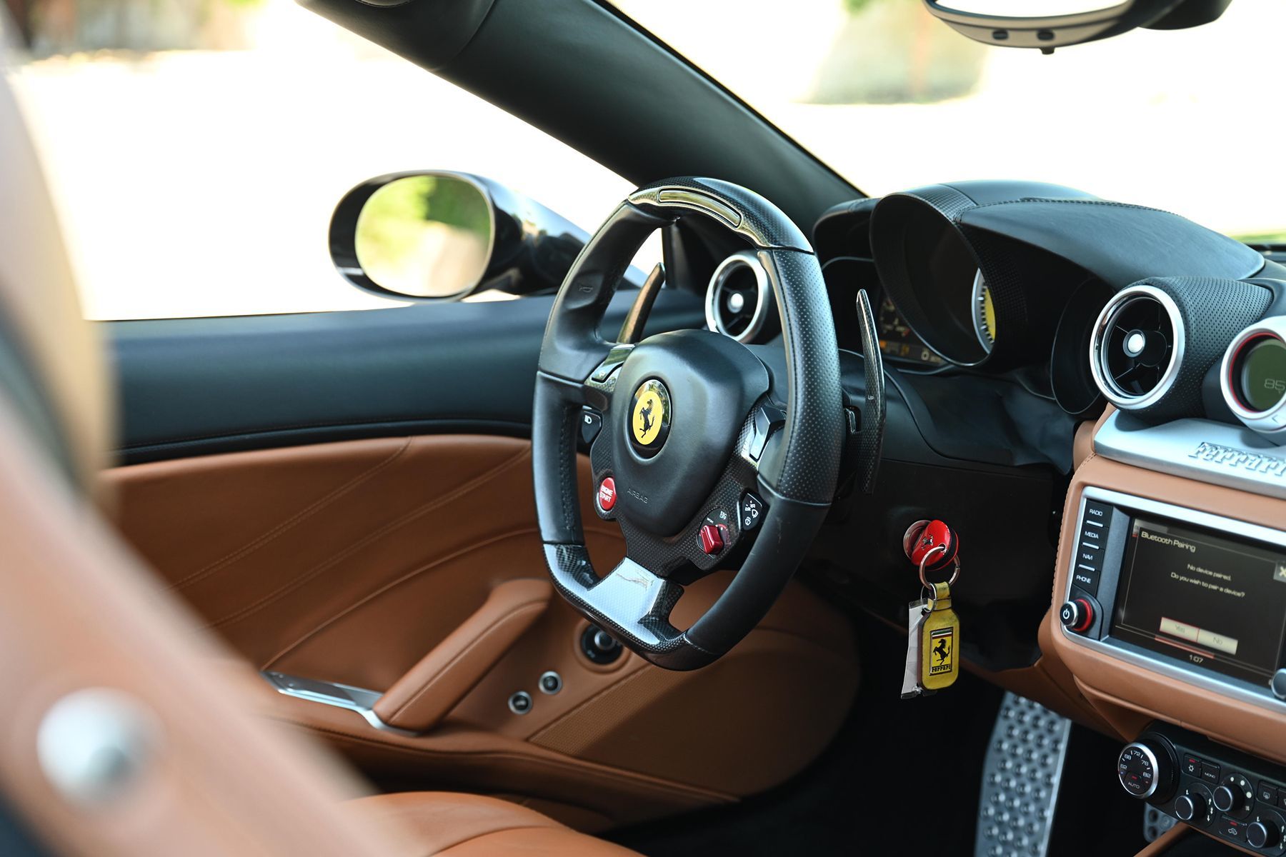 2016 Ferrari California T Base - Photo 24