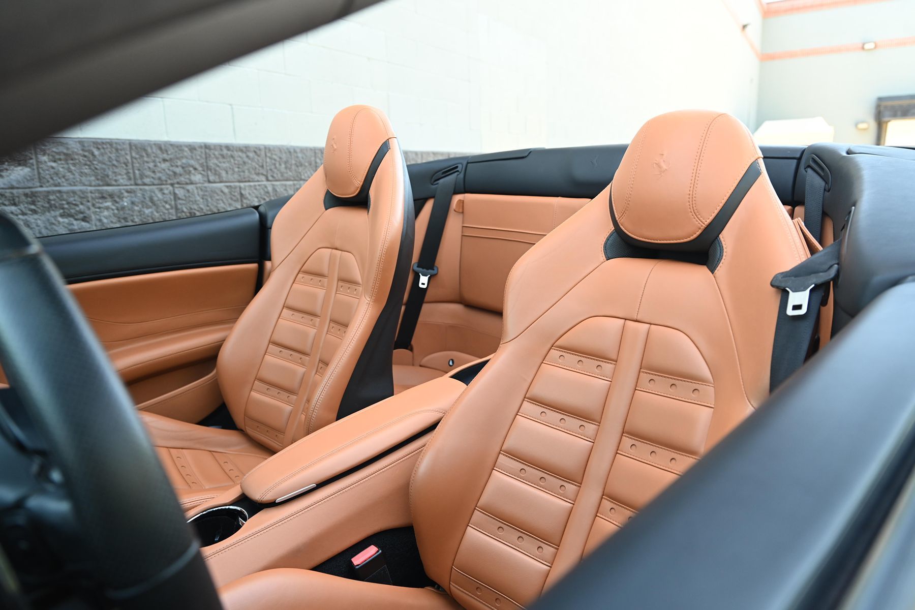2016 Ferrari California T Base - Photo 27