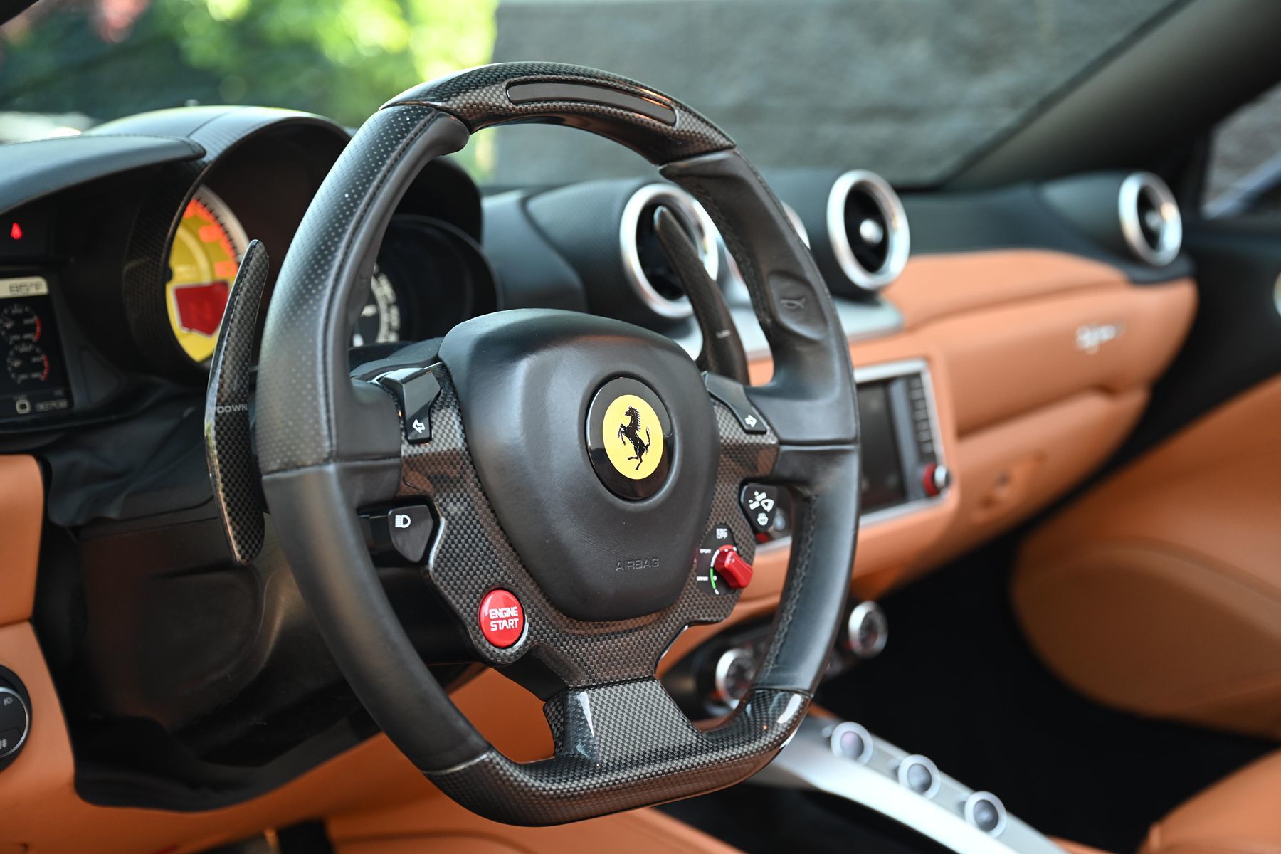 2016 Ferrari California T Base - Photo 30