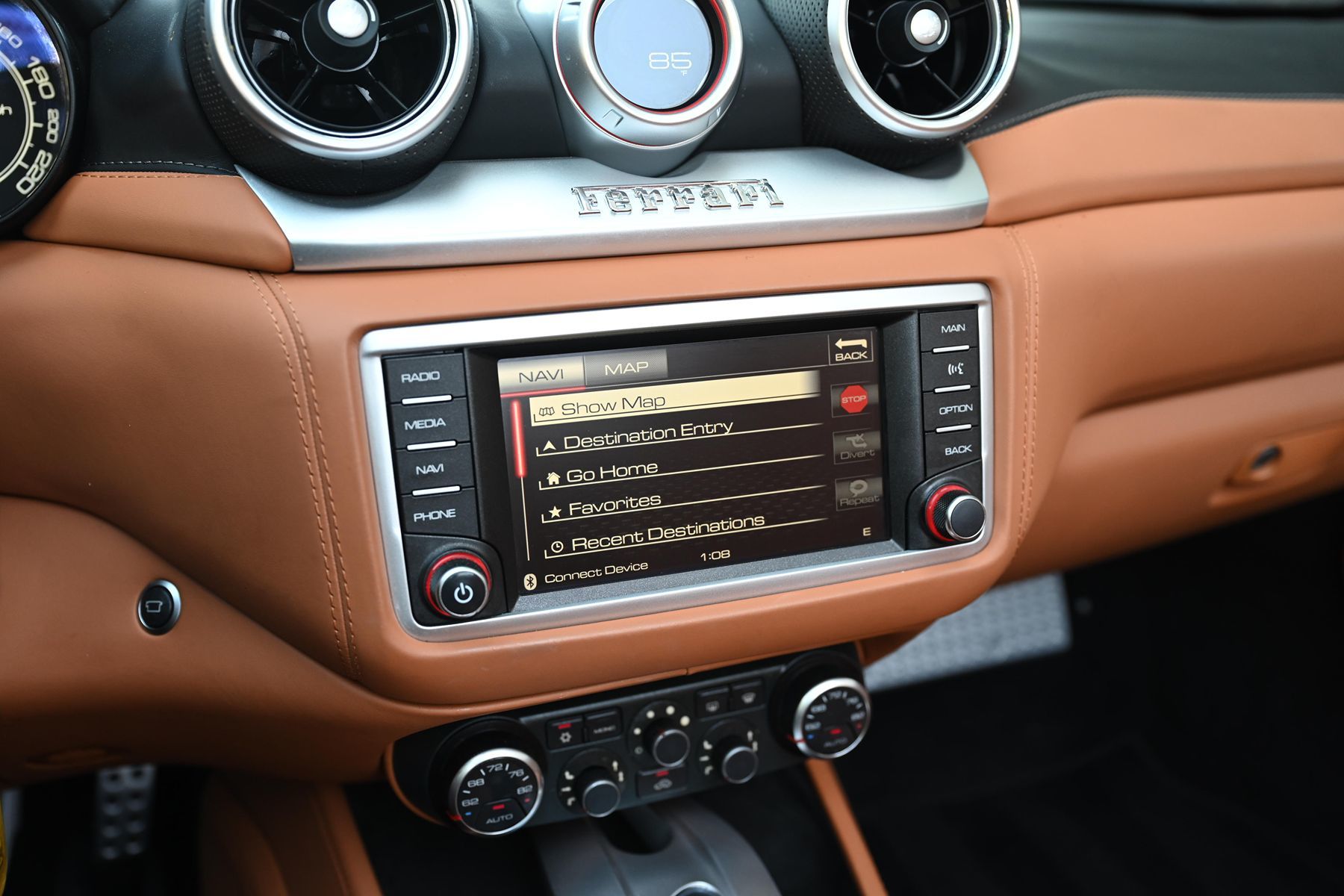 2016 Ferrari California T Base - Photo 31