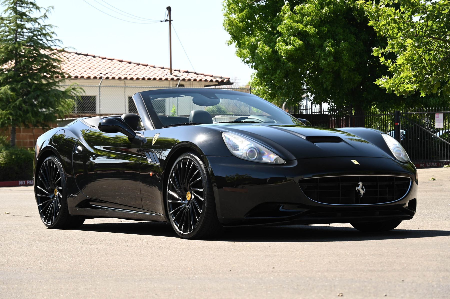 2010 Ferrari California -'s photo