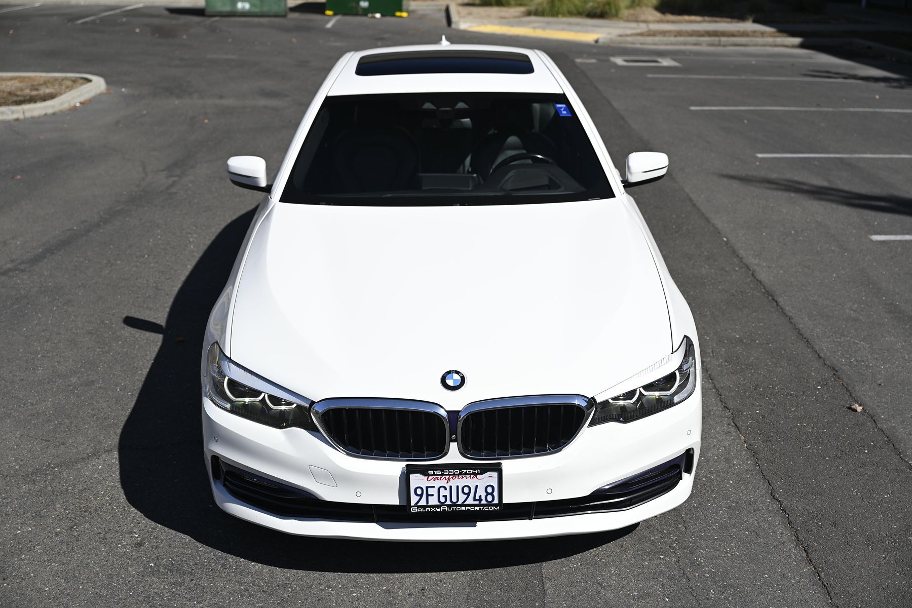 Photo 2 of this BMW 5 Series