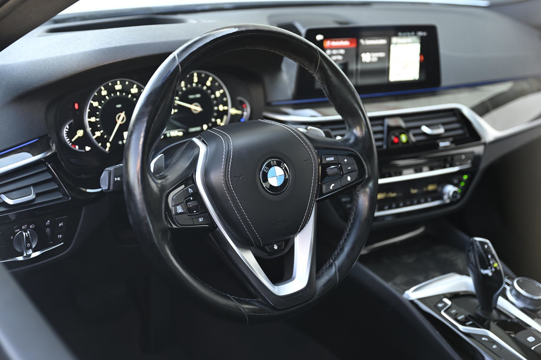 Photo 26 of this BMW 5 Series