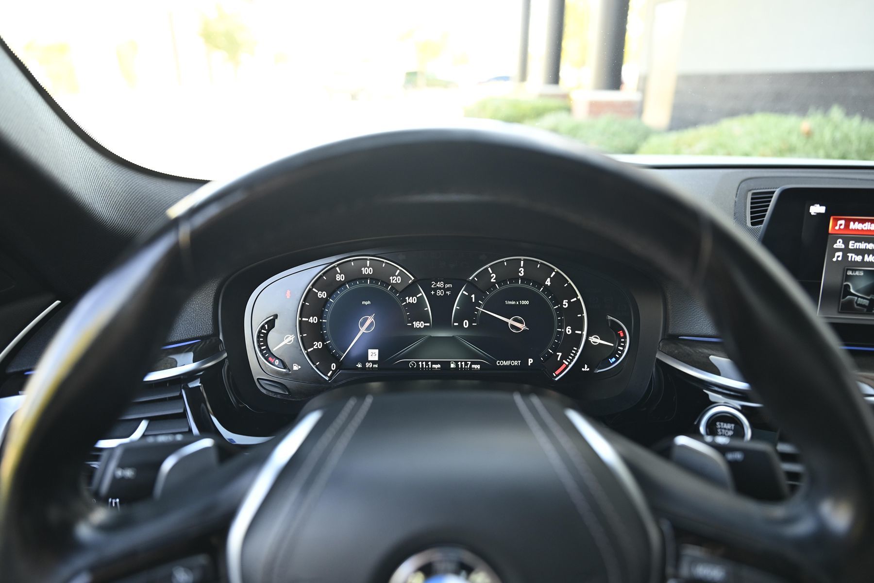 Photo 30 of this BMW 5 Series