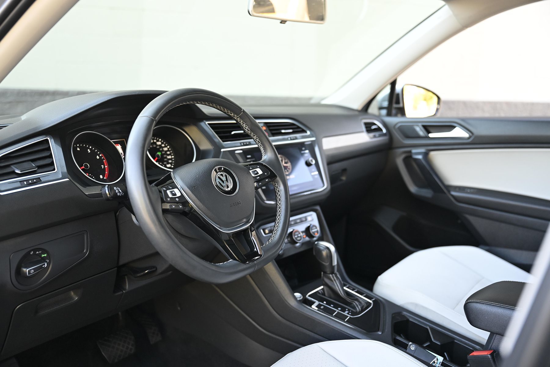 Photo 13 of this Volkswagen Tiguan