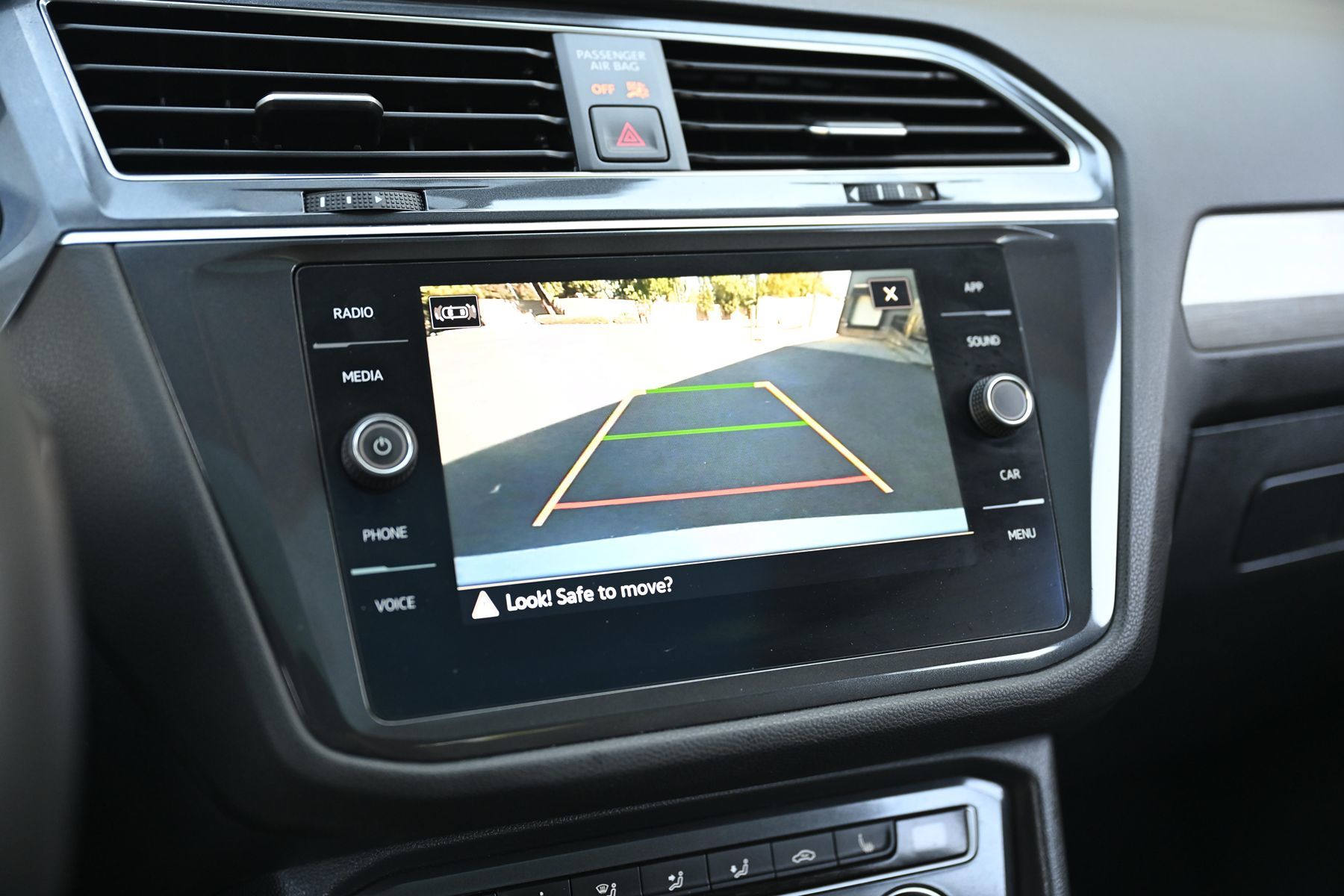Photo 34 of this Volkswagen Tiguan