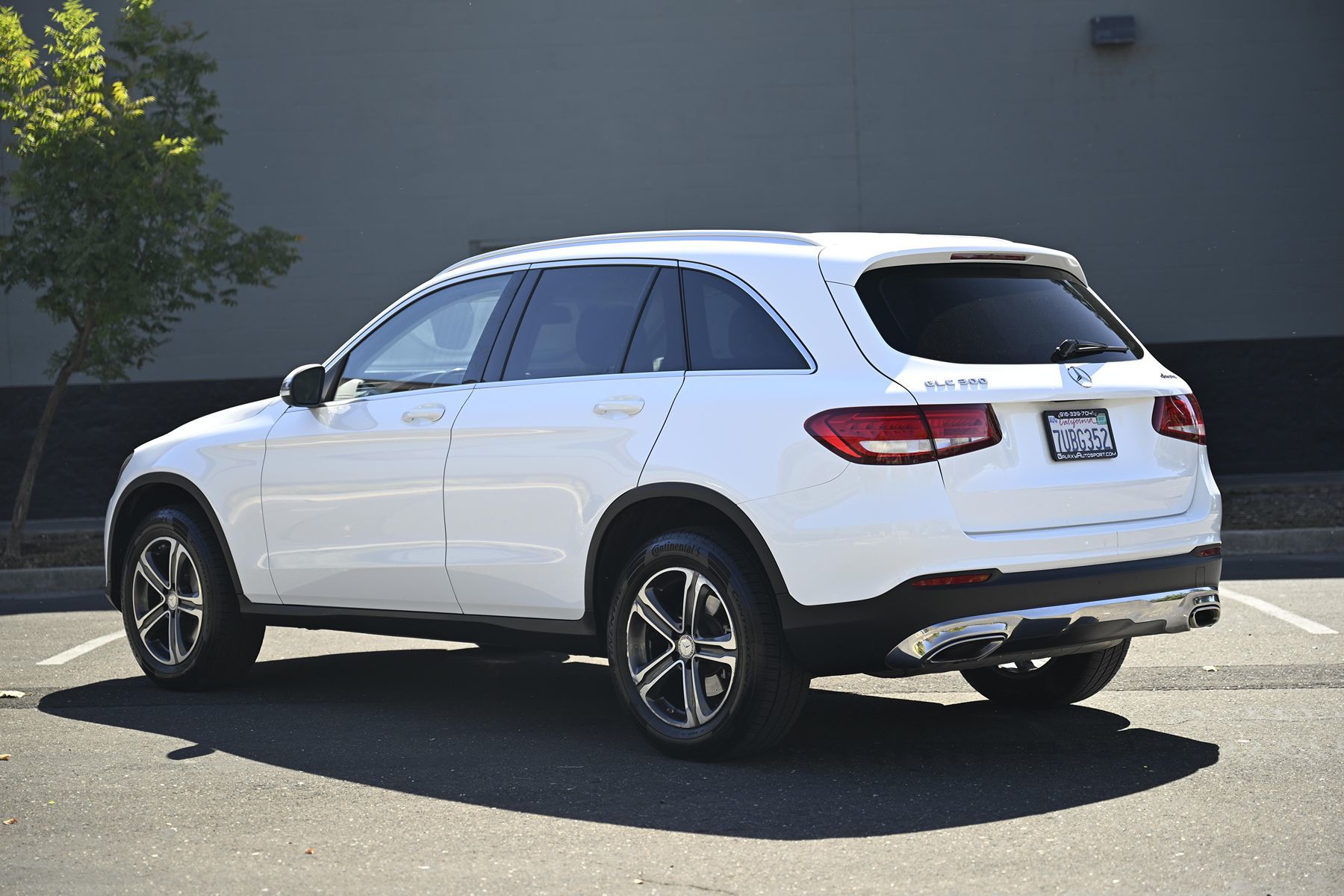 Photo 5 of this Mercedes-Benz GLC 300