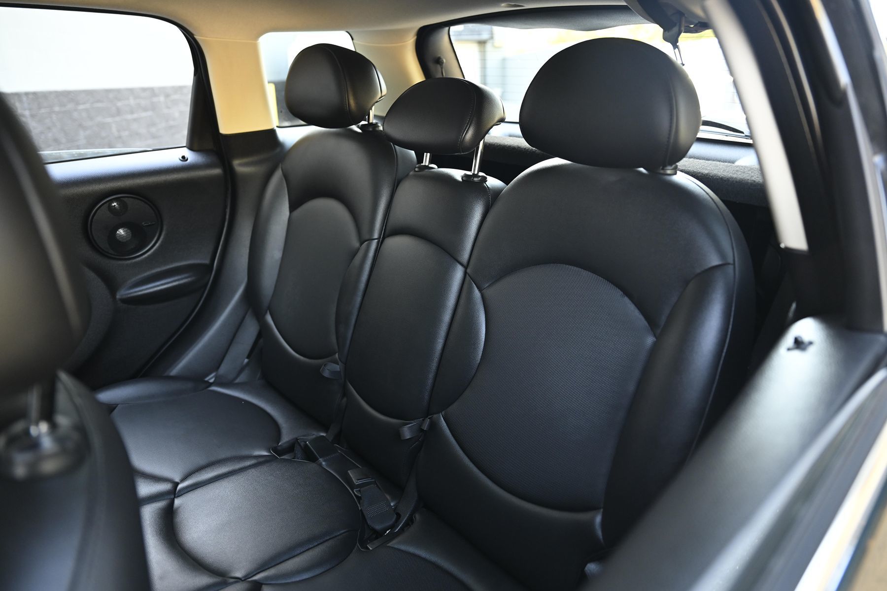 Photo 16 of this MINI Cooper Countryman