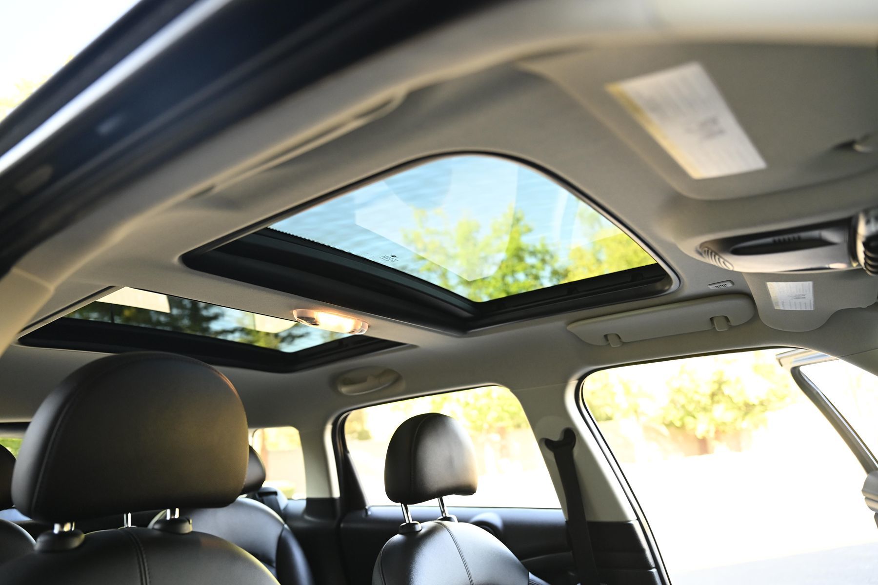 Photo 23 of this MINI Cooper Countryman