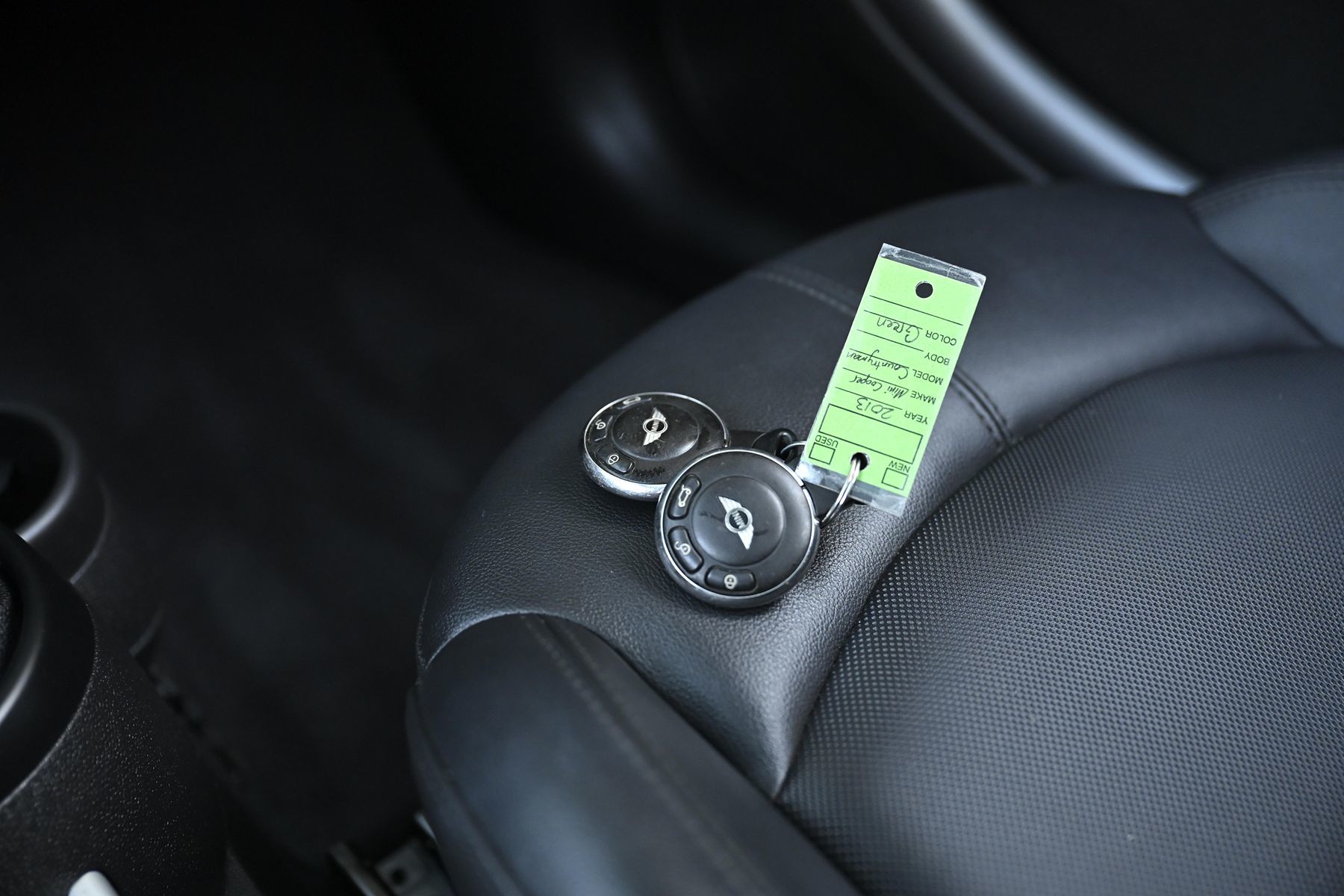 Photo 30 of this MINI Cooper Countryman