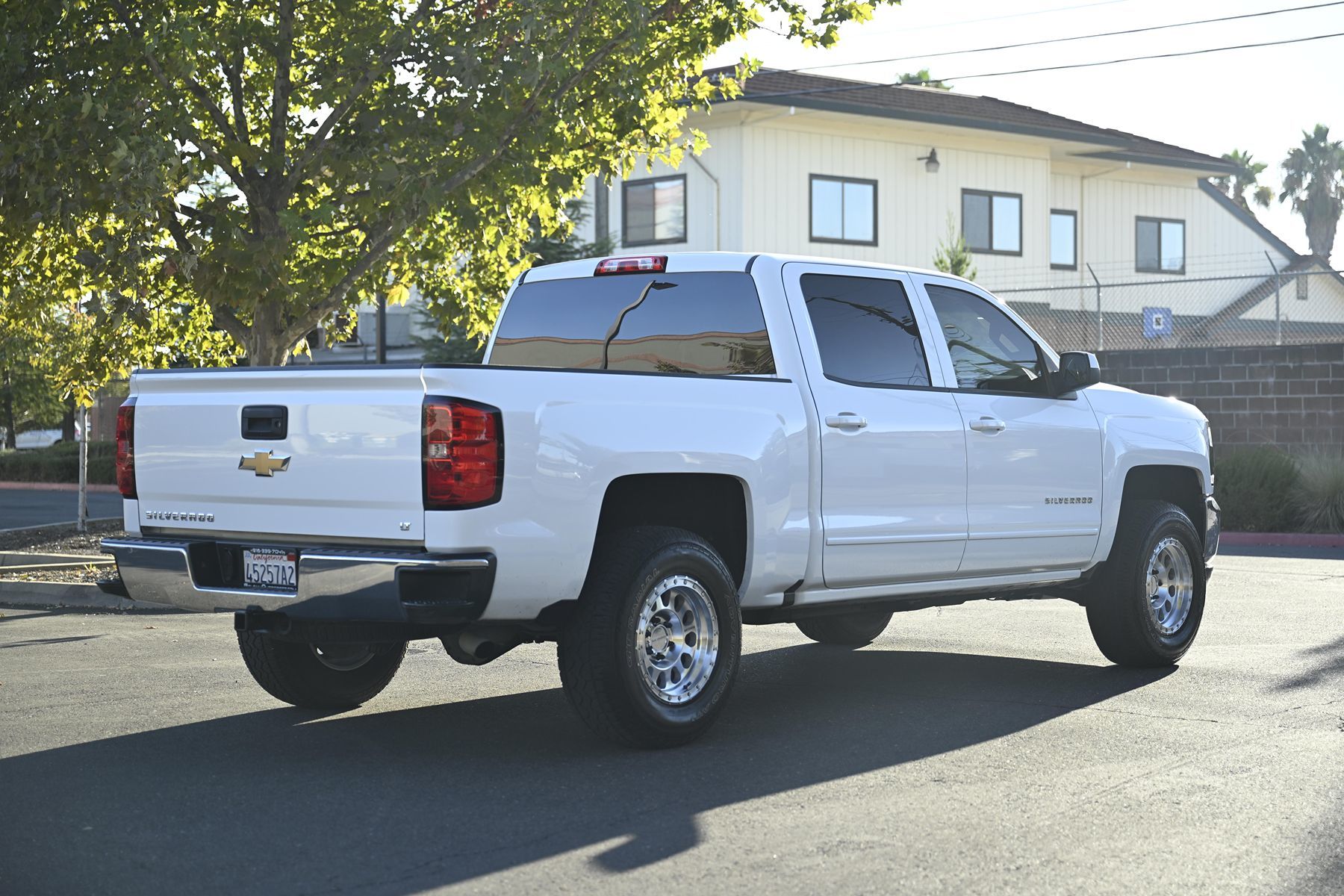 Photo 6 of this Chevrolet Silverado 1500