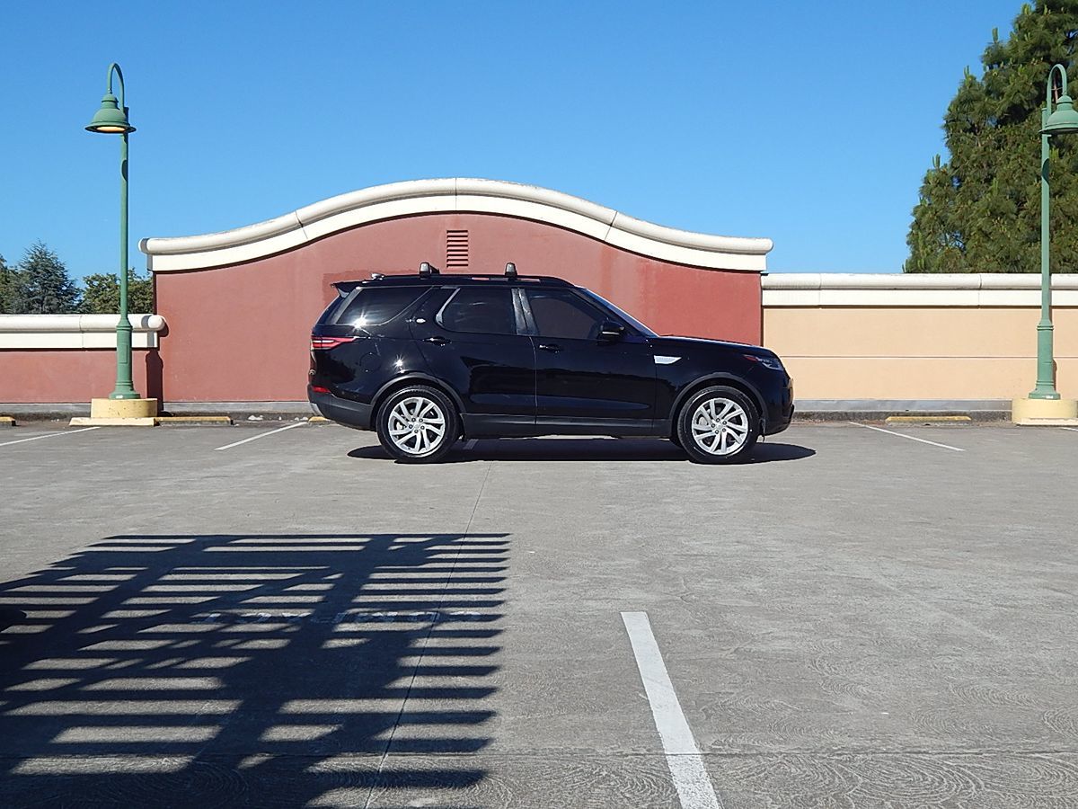 2018 Land Rover Discovery HSE - Photo 12