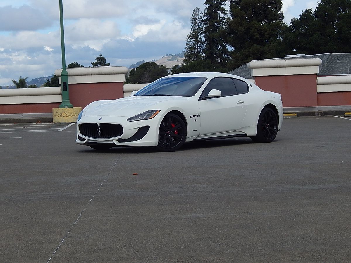 2013 Maserati GranTurismo MC - Photo 2