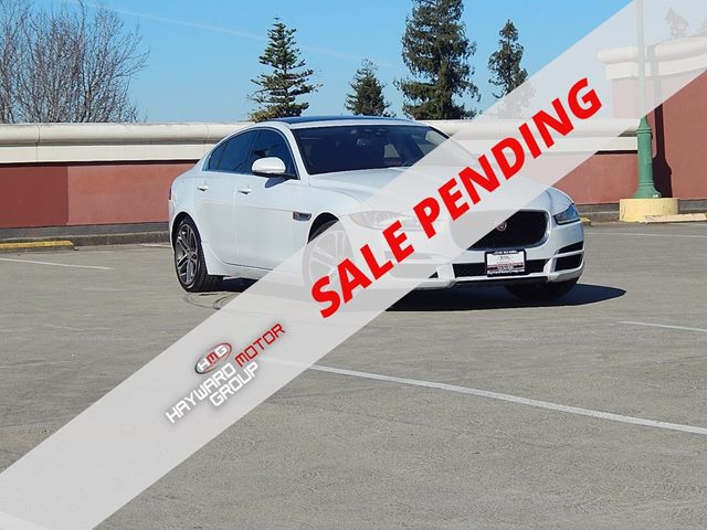 Glacier White Metallic 2017 Jaguar XE 35t First Edition AWD Sedan All-Wheel Drive Automatic