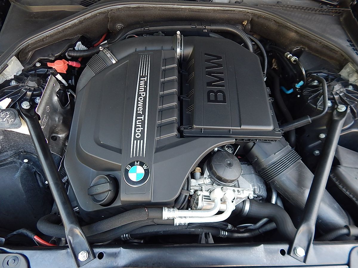 2016 BMW 5 Series 535i - Photo 42