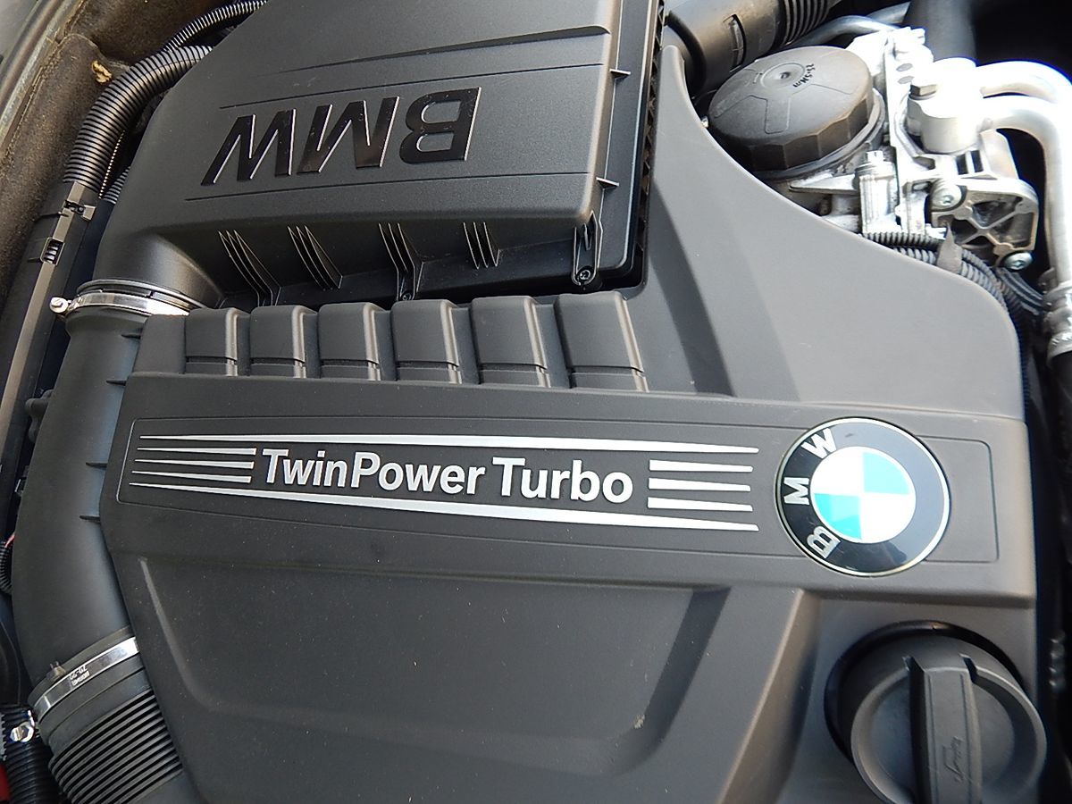 2016 BMW 5 Series 535i - Photo 41
