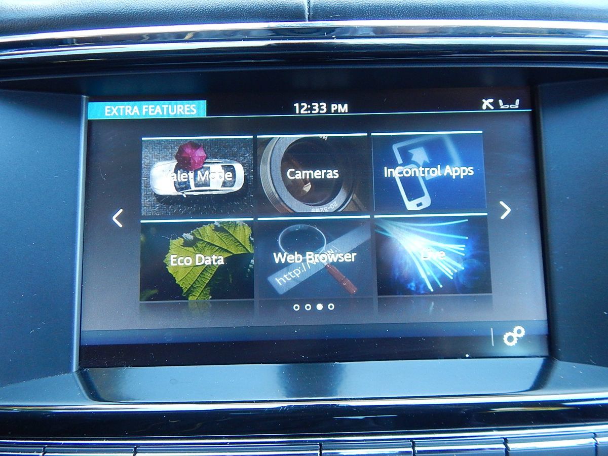 Jaguar XJ photo 5