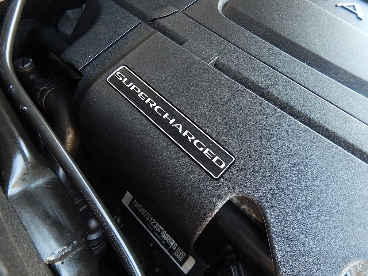 Jaguar XJ photo 40