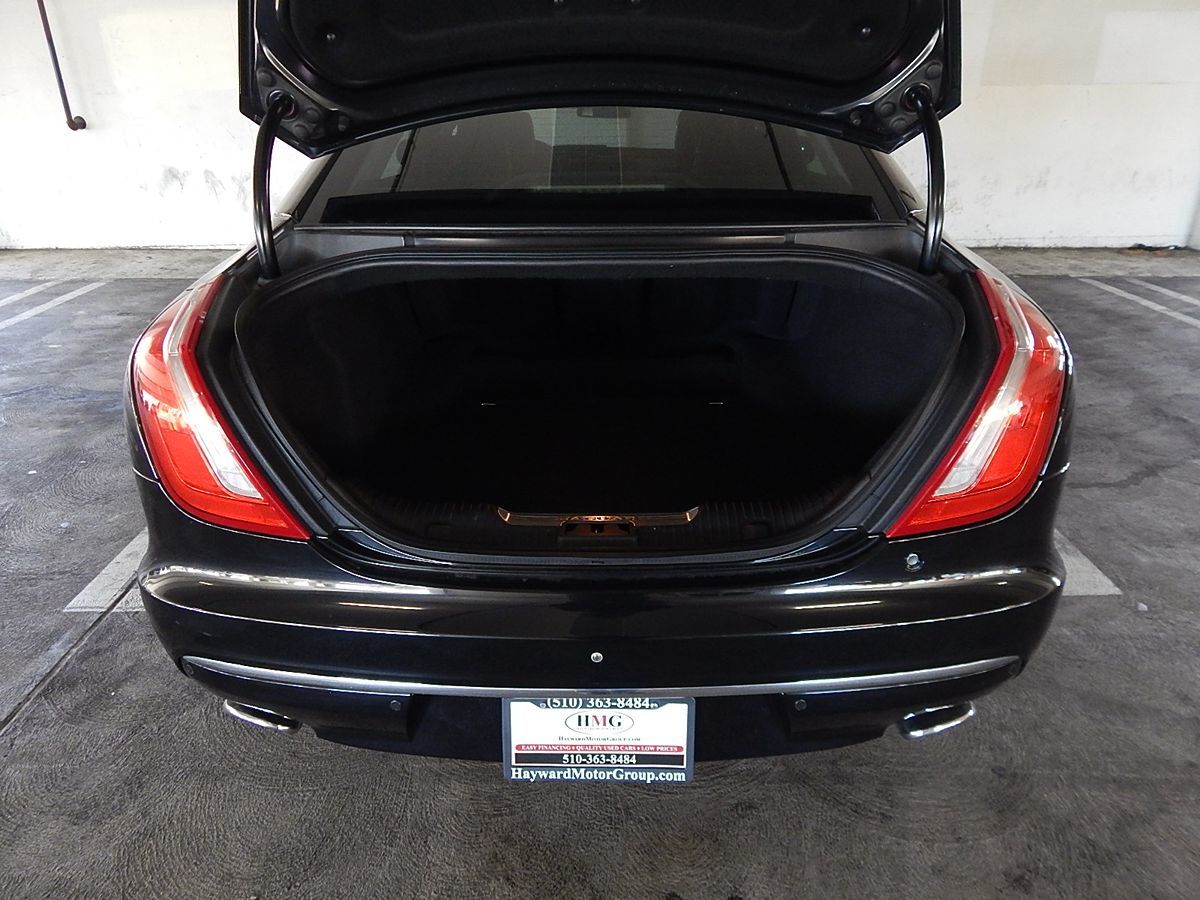 Jaguar XJ photo 48