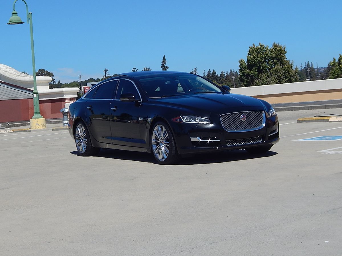 Jaguar XJ photo 54