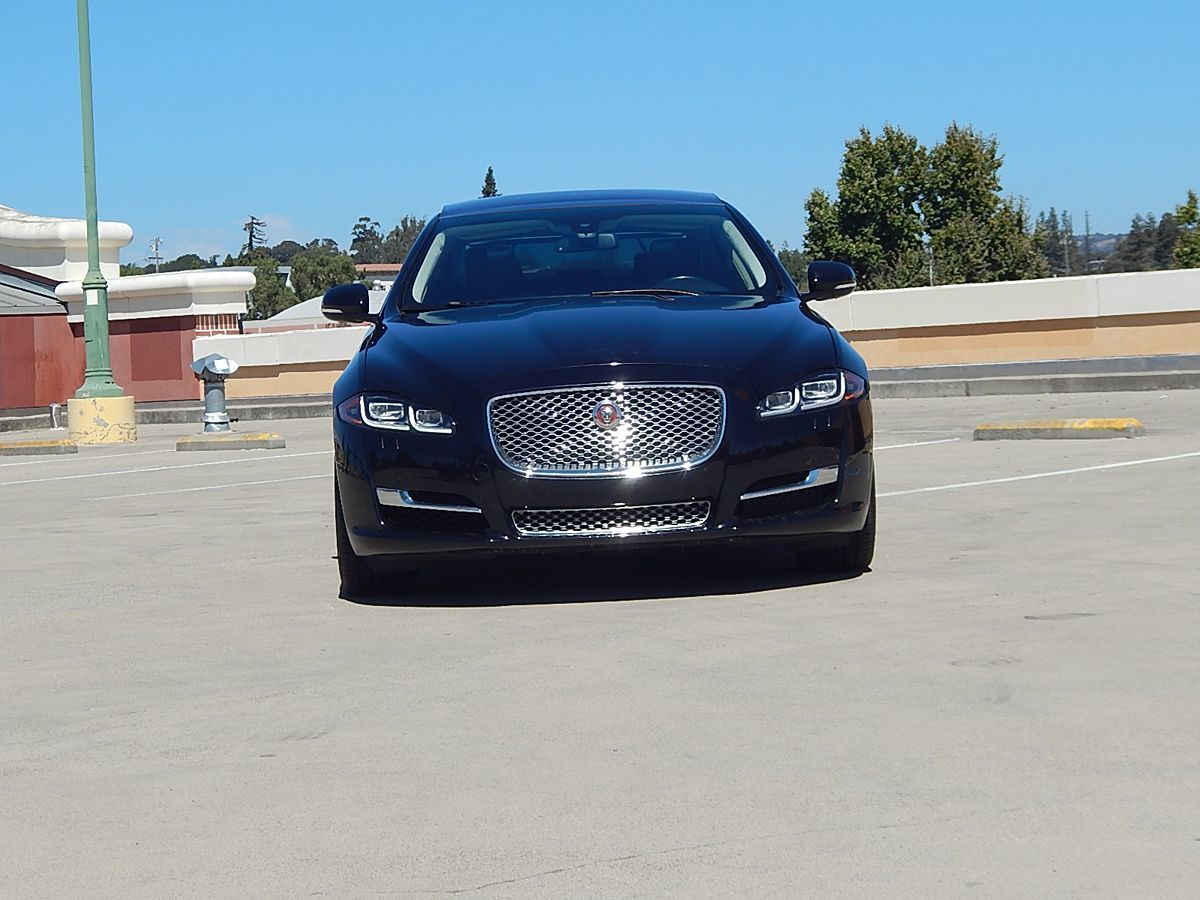 Jaguar XJ photo 56