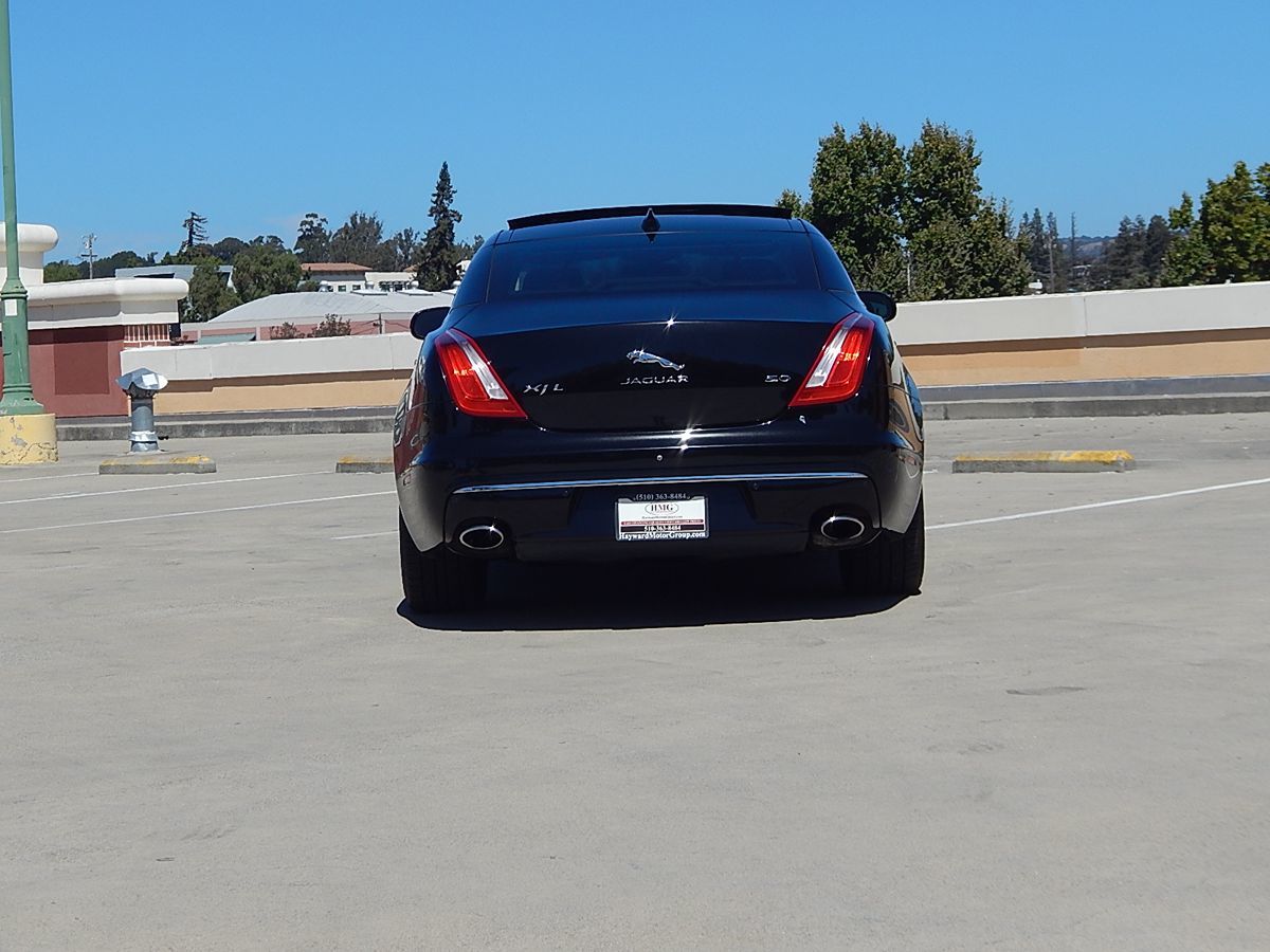 Jaguar XJ photo 58