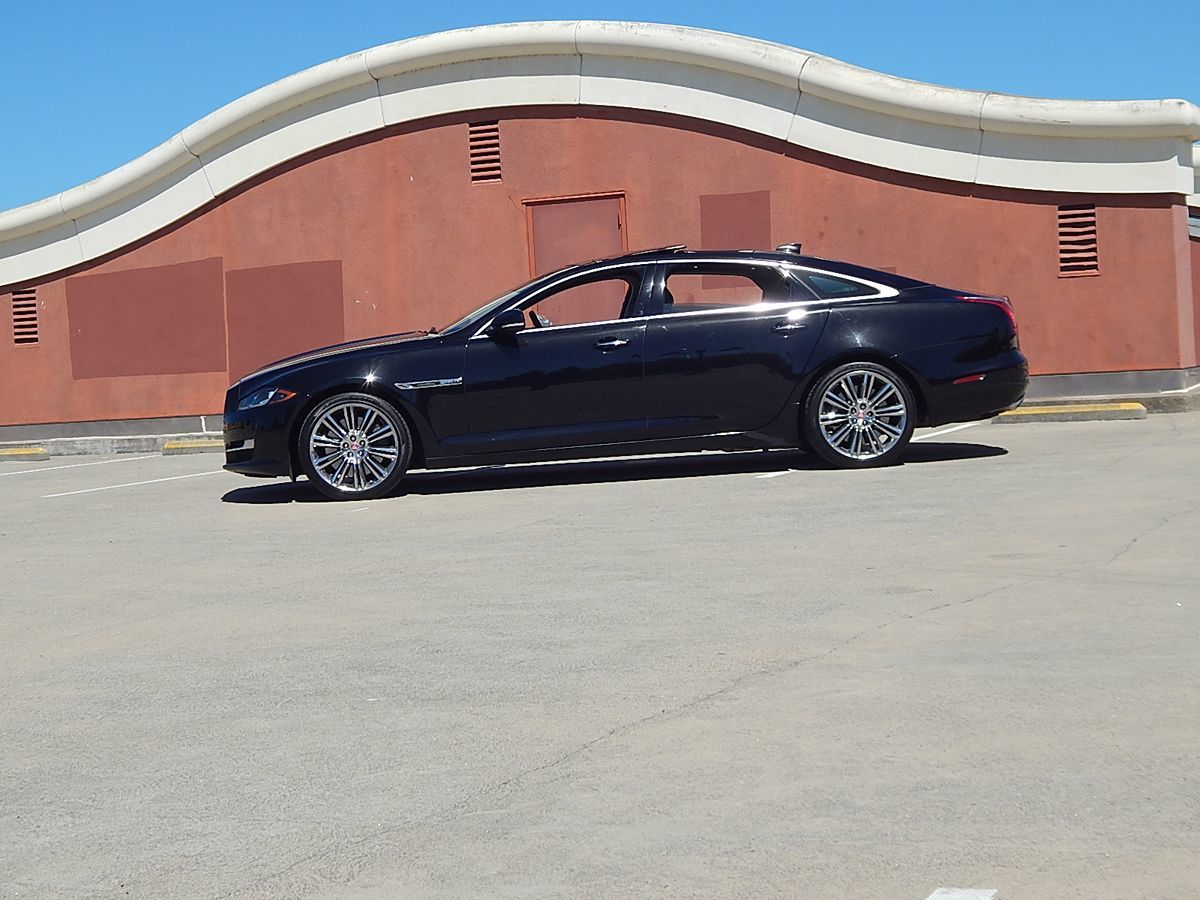 Jaguar XJ photo 73