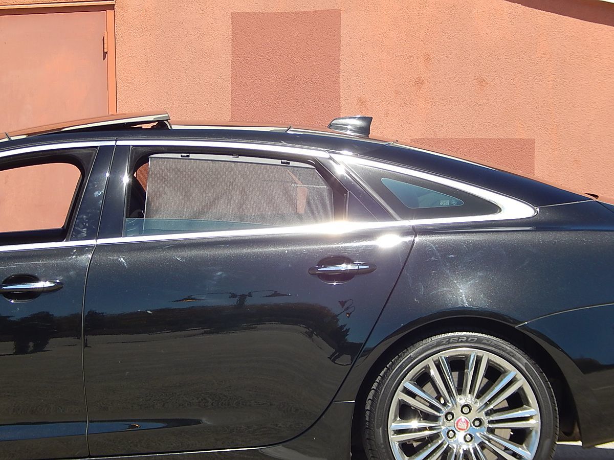 Jaguar XJ photo 75