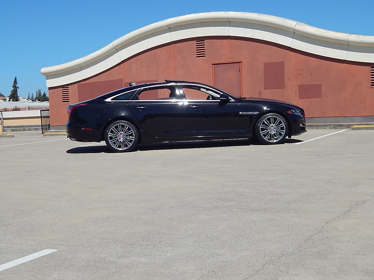 Jaguar XJ photo 79
