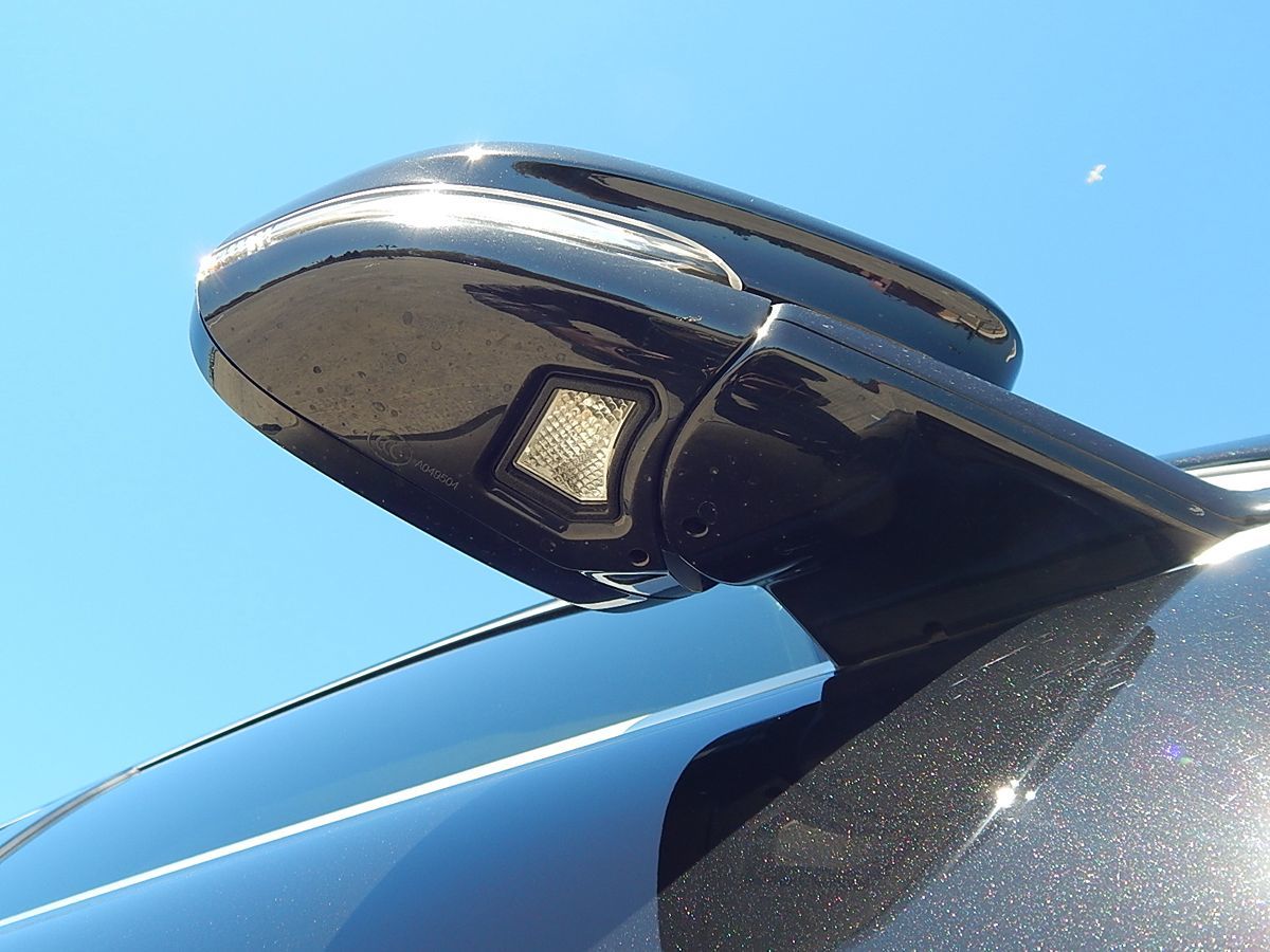 Jaguar XJ photo 88