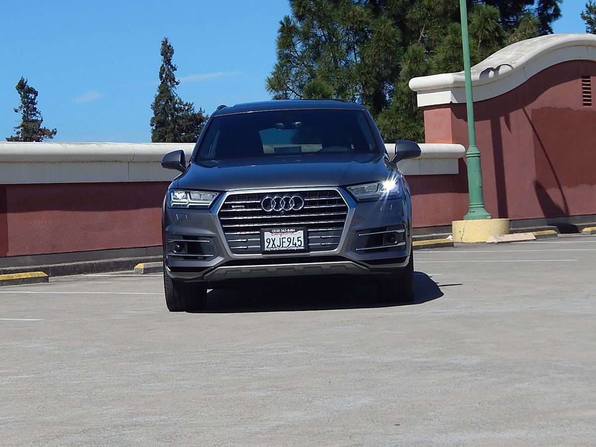 Audi Q7 photo 7