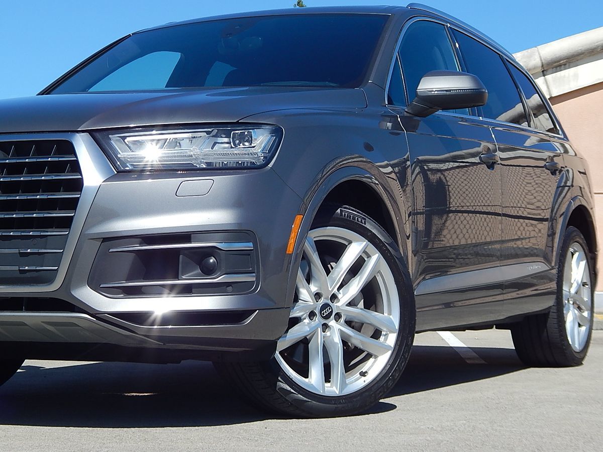 Audi Q7 photo 24