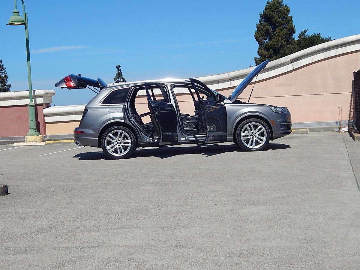 Audi Q7 photo 15