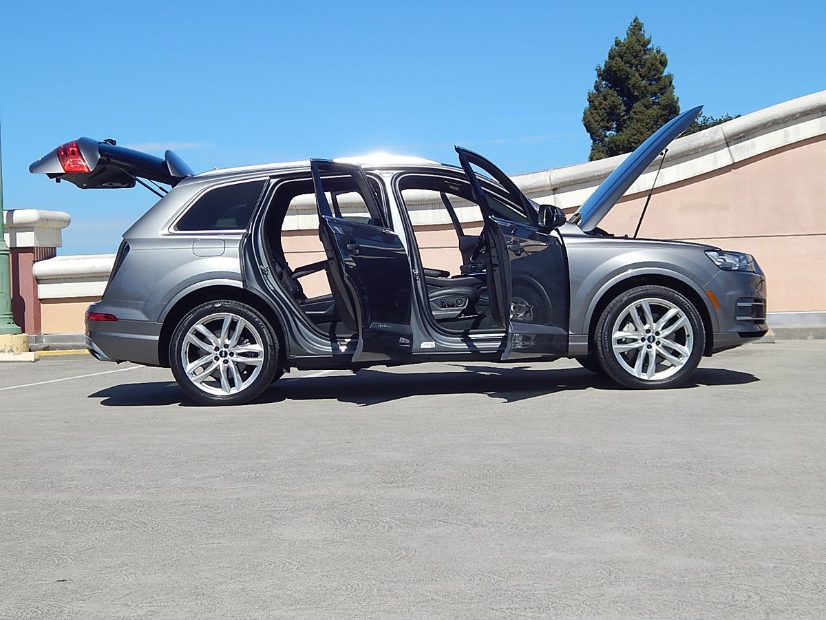 Audi Q7 photo 17