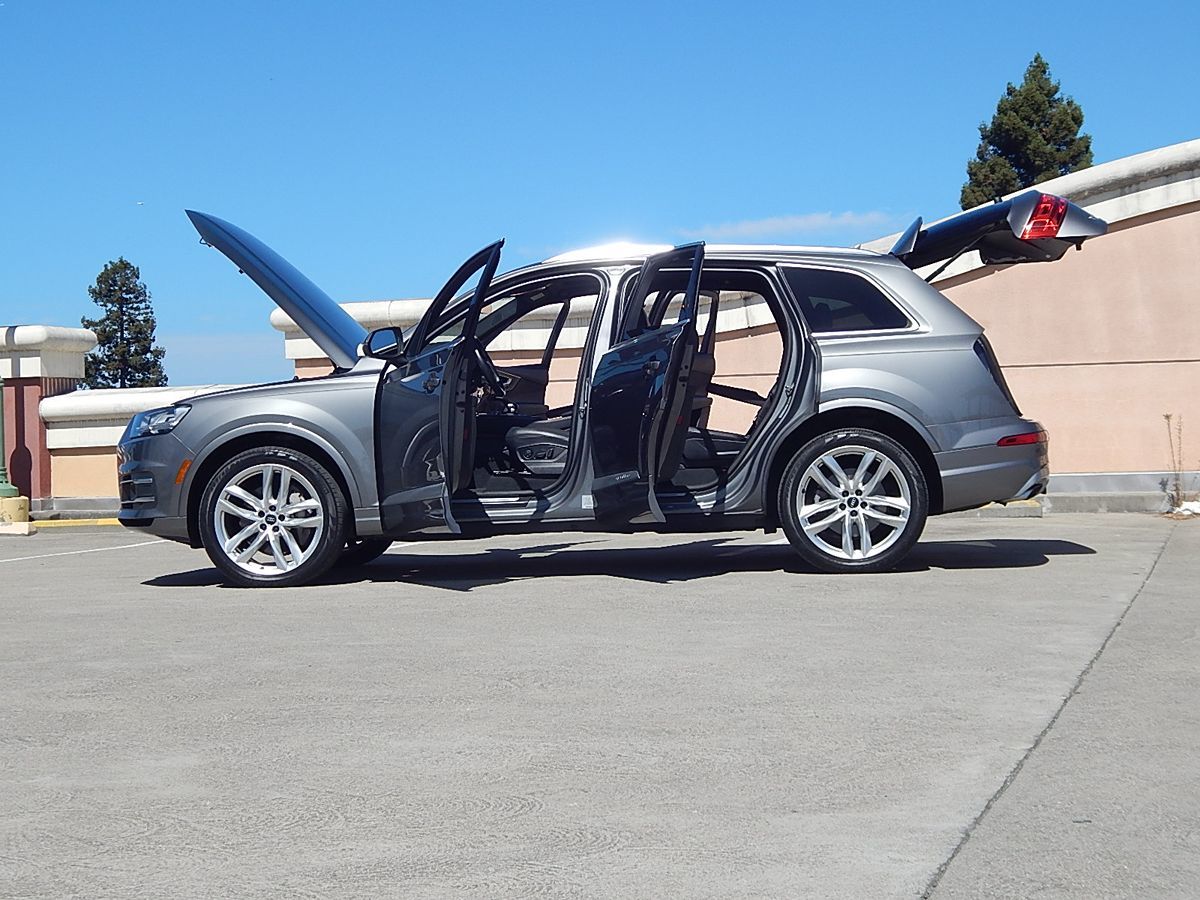 Audi Q7 photo 16