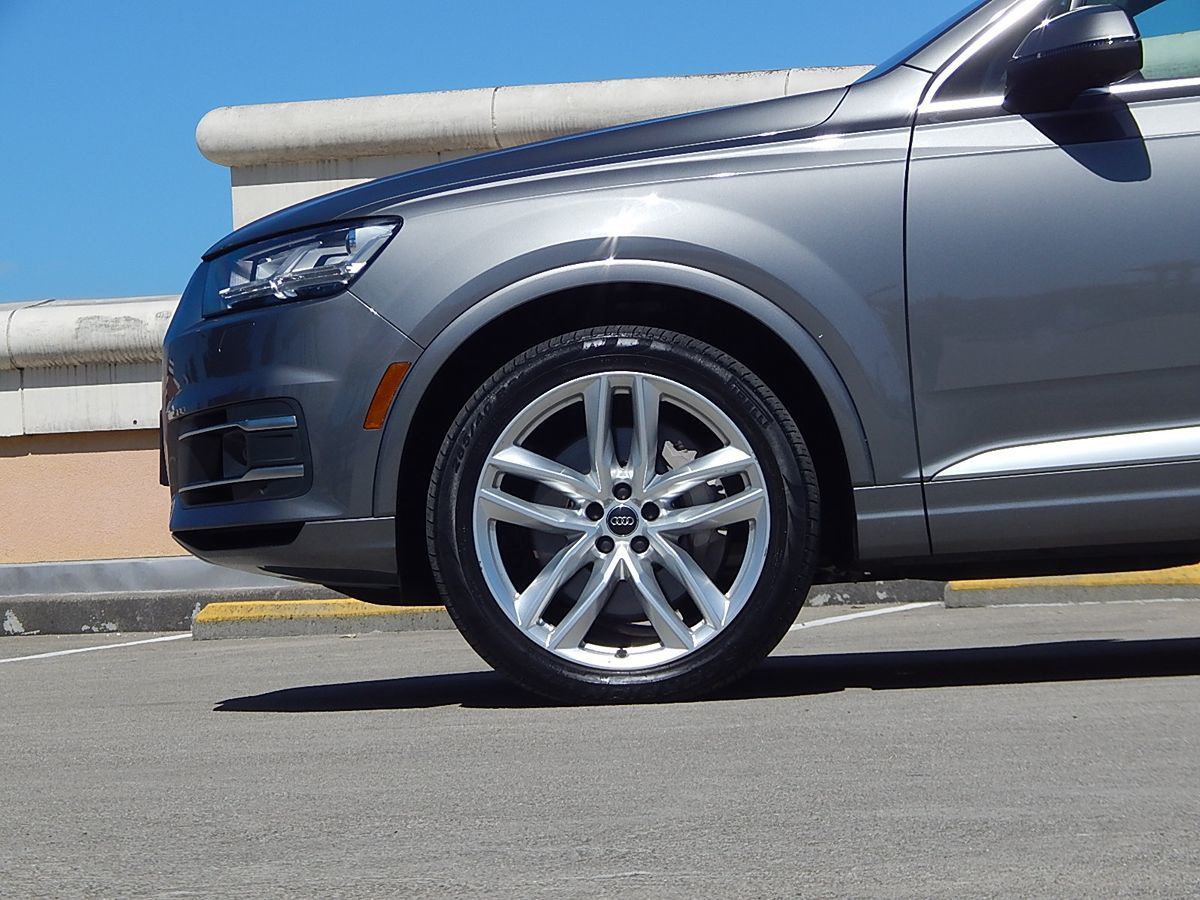 Audi Q7 photo 36