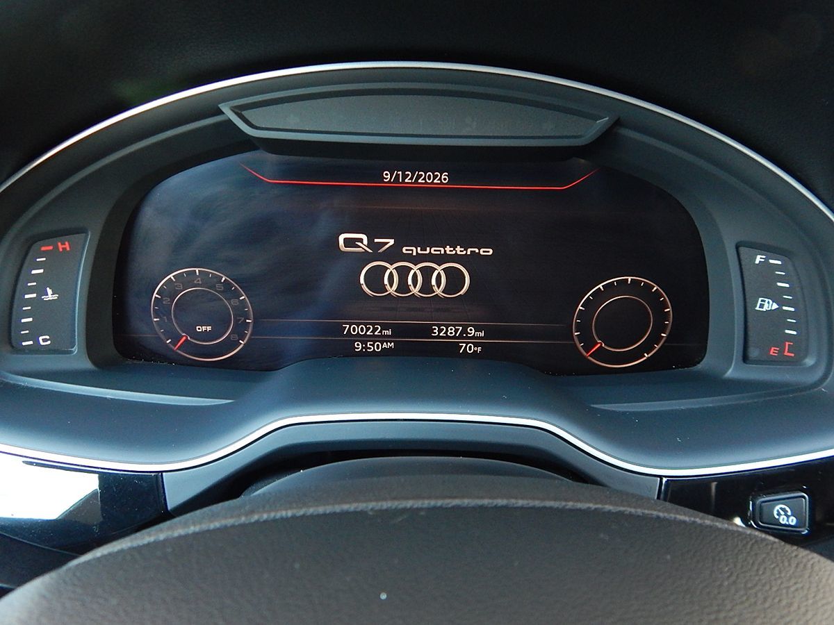 Audi Q7 photo 29
