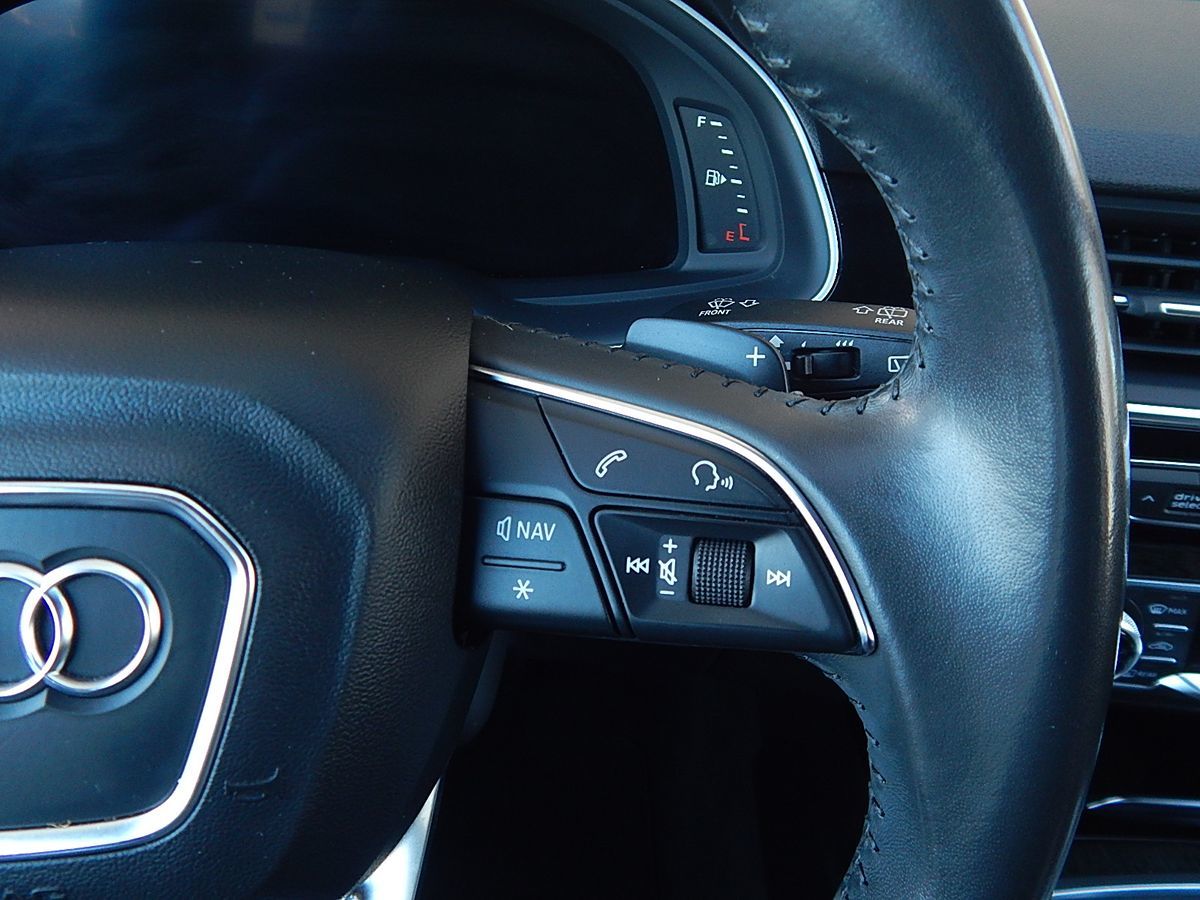 Audi Q7 photo 44