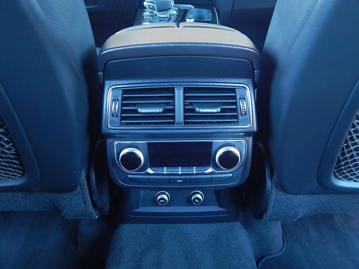 Audi Q7 photo 37
